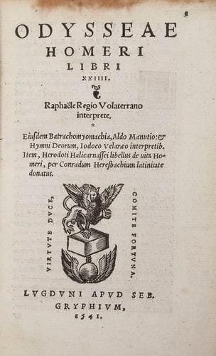 HOMÈRE - QUINTUS DE SMYRNE
Odysseae Homeri libri XXIIII. - [suivi de]: Quinti calibri derelictorum ab Homero libri quatuor decim. Lyon: Sébastien Gryphe, 1541.- 2 ouvrages en un volume in - 8, 391 pp., (4 ff.); 271 pp. Maroquin rouge, triple filet doré en encadrement sur les plats, dos lisse orné, roulette dorée intérieure, tranches dorées (reliure du XVIIIe siècle). Nouvelle édition de la traduction latine de l'Odyssée d'Homère donnée par Regio Volaterrano, suivie de deux oeuvres attribuées à l'époque à Homère: la Batrachomyomachia dans la traduction d'Alde Manuce et les Hymnes traduits par Velaræo. L'édition se termine par la vie de l'auteur par Hérodote. On trouve comme c'est souvent le cas à la fin la Suite d'Homère composée par Quintus de Smyrne dans la traduction de Velaræo. Belles impressions en italique de Sébastien Gryphe. Fente à une charnière, accrocs sur le premier plat. Déchirure sans manque au titre du premier ouvrage.
