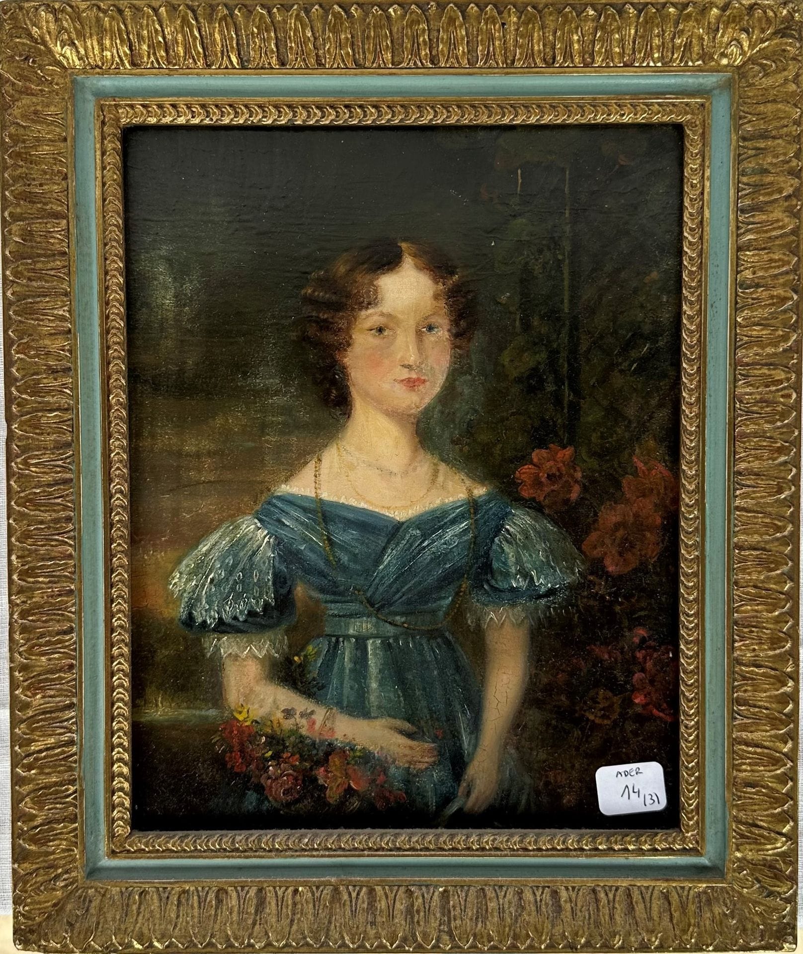 École du XIXe siècle
Portrait de jeune fille 
Huile sur panneau.
On joint : 2 huiles sur panneaux aux Putti