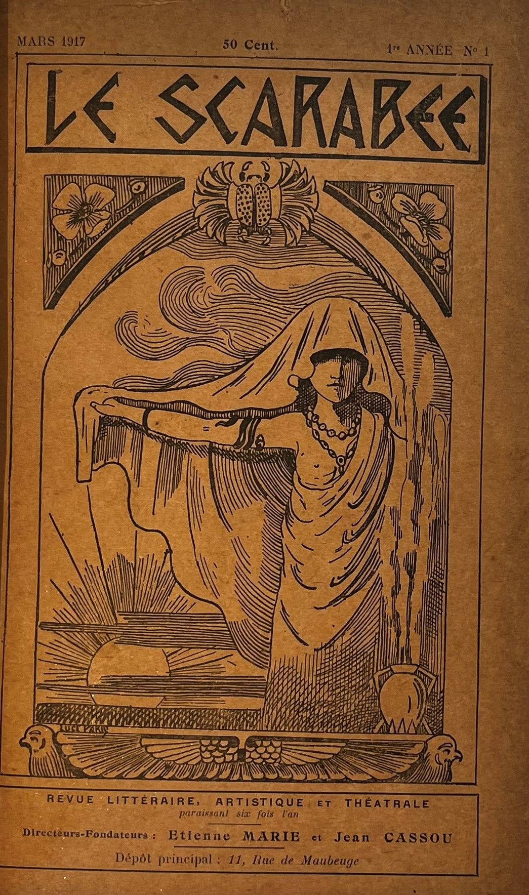 LE SCARABÉE
Revue littéraire, artistique et théâtrale, puis Cahier de lettres et d'art
N° 1, mars 1917-n° 27, novembre 1920. Il manque le n° 17. Dans le n° 22, les pages 420-421 ont saute´ a` l'impression, la p. 422 e´tant imprime´e au verso de la p. 419. Le n° 4 est en double, broche´. Paris, Directeurs : Étienne Marie et Jean Cassou. Textes de Gaston Bornstein, Jean Cassou, Louis de Gonzague Frick, Charles Ieu, Étienne Marie, Jean Noury, Georges Pillement, Henri Puig, Marcel Sauvage, André Wurmser, etc. 26 numéros (sur 27 parus) en 24 livraisons en 1 vol. in-8 relié (couvertures conservées). Joint : - 1 L.A.S. de Étienne Marie (8 octobre 1923) indiquant que Le Scarabe´e s'est termine´ au 27e nume´ro et qu'une anthologie des poe`tes du Scarabe´e a paru.