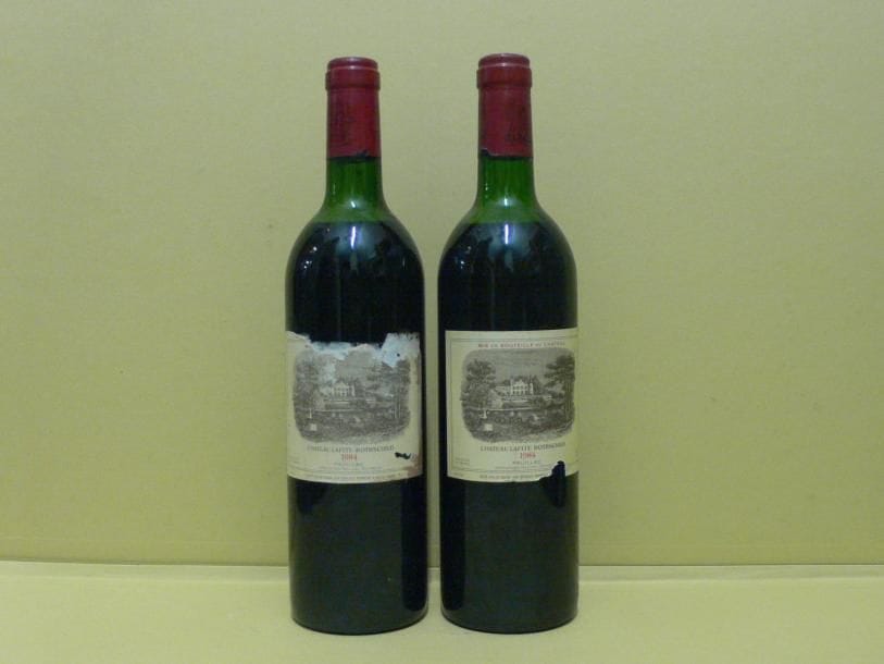 2 bouteilles CH. LAFITE-ROTHSCHILD, Pauillac 1984 (1 ea B, 1 eta B)