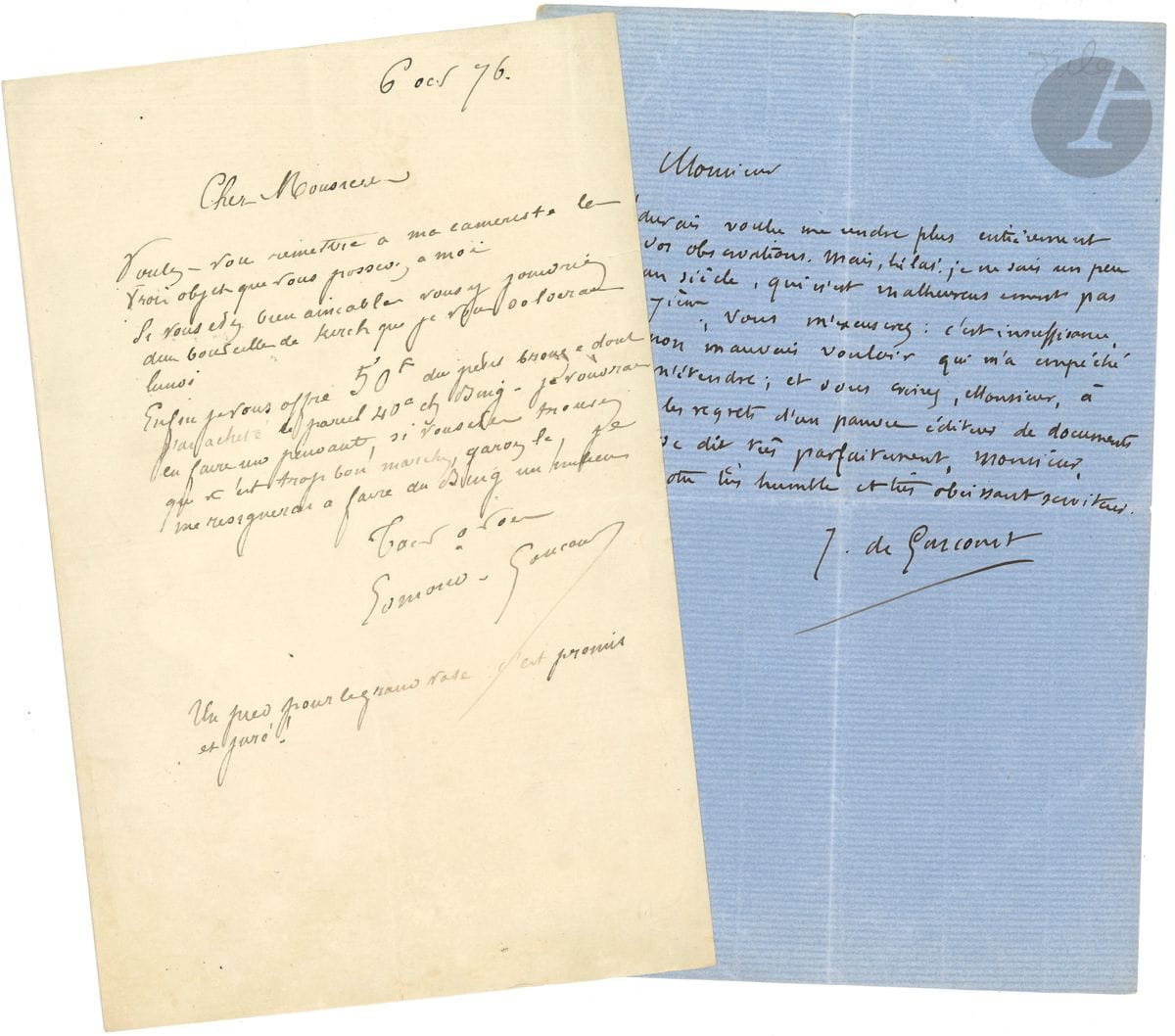 Edmond et Jules de GONCOURT (1822-1896 et 1830-1870). 4 L.A.S. d'Edmond et 2 L.A.S. de Jules, 1876-1890 et s.d., à divers ; 6 pages et demie in-8, et 1 page in-12 (réparée).


 Edmond. - 6 octobre 1876, à propos de l'achat d'objets, d'une bouteille de kirch et d'un petit bronze chez Bing... - 19 janvier 1883, achat d'un livre pour remplacer un exemplaire dont les " bas de page [sont] complètement mangés par les vers "... - 20 janvier 1880, au sujet d'un " article sur les albums japonais ". - Saint-Gratien 21 septembre 1890 : il évoque un séjour chez Daudet : il était convié à " une fête pour les fiançailles suivie d'un séjour en compagnie des Lockroy et Hugo ", mais Mme Daudet est tombée malade et la fête est incertaine ; il donne quelques nouvelles : il sait que " Mme Strauss qui fait du sport et du turf dans les villes d'eau a versé Meilhac, que M. John Lemoine vit de la vie heureuse d'un légume dans les environs de Dieppe, que le père Zeller a été opéré heureusement de la pierre "...
 Jules. Il s'excuse de ses connaissances insuffisantes : " je ne sais un peu qu'un siècle, qui n'est malheureusement pas le 17ème "... - 10 juin, invitation à dîner.
 On joint un billet a.s. de la Princesse Mathilde (invitation à dîner) et une photographie de groupe.