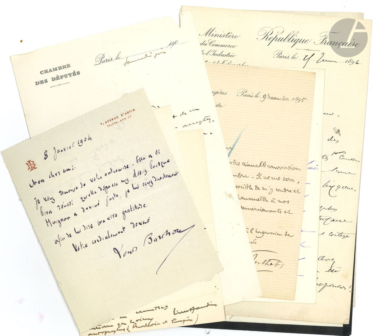POLITIQUE. 65 lettres, la plupart L. A. S. (plus quelques cartes) adressées au Dr Goubert (quelques-unes au sculpteur Roty). 


 Thierry d'Alsace d'Hénin (5), Louis Barthou, Pierre Baudin (4), Marcelin Berthelot, Charles Blanc (4), Henry Boucher, Léon Bourgeois, Ernest Carnot, Godefroy Cavaignac, Adolphe Crémieux, gal Dodds (2), P Doumer (3), Camille Dreyfus, Ferdinand-Dreyfus, Louis Herbette (10), Alphonse Humbert, Louise Koppe, Léon Labbé, Achille Laviarde (roi d'Araucanie, 2), Louis Lépine, marquise de Nadaillac, comte d'Ormesson, etc. Plus une lettre des Administrateurs des Postes et Messageries, an II.
 On joint : Marc Chadourne et Maurice Guerre, Marehurehu, croyances, légendes, coutumes et textes poétiques des Maoris d'O-Tahiti, avec 14 illustrations de Gauguin (Librairie de France, 1925 ; un des 500 ex. sur vélin teinté, broché, dos abîmé).