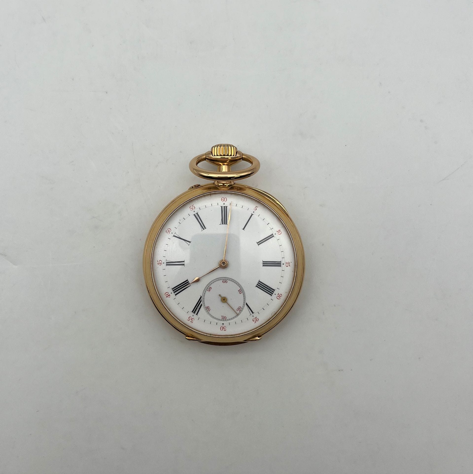 Demeusy, Paris
Montre de poche en or 750/°°°
Avec son écrin.
Poids brut : 82,3 grammes.
Frais acheteur pièces et lots en or : 9,6% TTC -  8% HT
