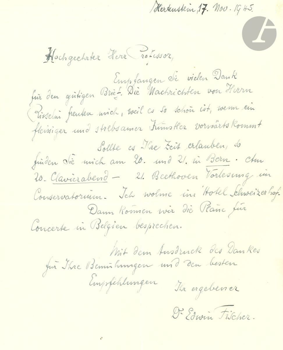 Edwin FISCHER (1886-1960). 5 L.A.S. et 1 L.S., Hertenstein 1945-1964, au professeur Carl de Nys ; 8 pages la plupart in-4 ; en allemand (une en français). Au sujet de l organisation de concerts à Fribourg et Épinal, et de ses programmes : Mozart, Beethoven, etc. Plus un télégramme ; et 2 lettres concernant Fischer. On joint 2 L.S. par Wilhelm BACKHAUS à Carl de Nys, Lugano 1946.