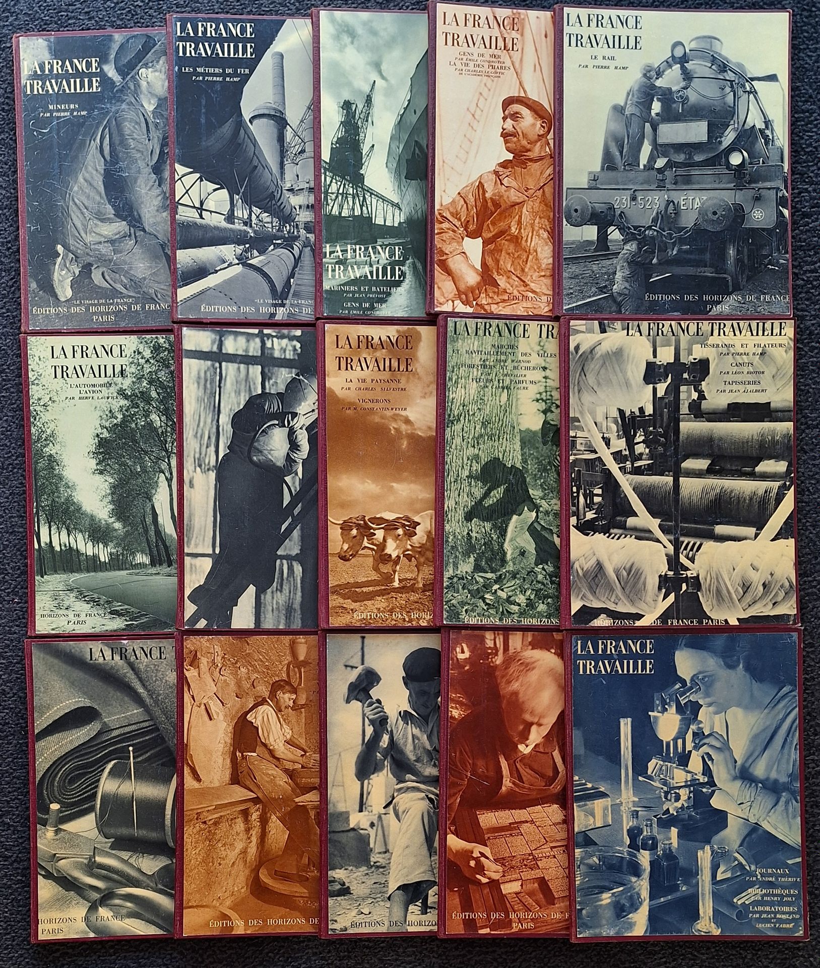 KOLLAR, FRANÇOIS (1904-1979)
15 Volumes.
La France travaille.
Éditions Horizons de France, Paris, 1932-1934.
In-4 (32,5 x 24,5 cm). Éditions originales. Photographies par François Kollar, superbement imprimées en héliogravure. Textes de Pierre Hamp, Jean Prévost, Emile Condroyer, Charles Le Goffic, Hervé Lauwick,Lucien Fabre, Charles Silvestre, M. Constantin-Weyer, André Warnod, J. Chevalier, Gabriel Faure, Léon Riotor, Jean Ajalbert, Pierre Gerber, G. Chevallier-Chevignard, Léandre Vaillat, Henri Pourrat, Georges Lecomte, André Thérive, Henry Joly et Jean Rostand. 
Série complète des 15 volumes: 1: mineurs; 2: les métiers du fer; 3: mariniers et bateliers, gens de mer; 4: la vie des phares; 5: le rail; 6:  l'automobile, l'avion; 7: aux sources de l'énergie; 8: la vie paysanne, vignerons; 9: marchés et ravitaillement des villes, forestiers et bûcherons, fleurs et parfums; 10: tisserands et filateurs, canuts, tapisseries; 11: couture et mode; 12: verriers et céramistes; 13: le bâtiment; 14: fabriques à papier, métiers du livre; 15: journaux, bibliothèques, laboratoires. 
Reliure d'éditeur avec illustration photographique en couverture. 
Ensemble très frais et en très bon état, excepté le volume 1 avec de petites éraflures sur le 1er plat. Une série complète rare dans un aussi bel état.
