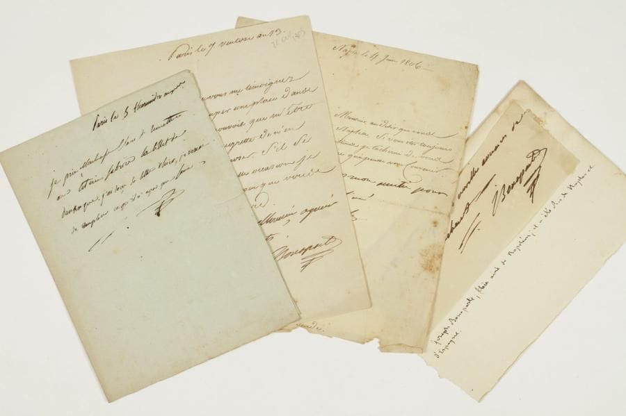 Joseph BONAPARTE
L.A.S. (paraphe) et 2 L.S. avec ajouts autogr., 1803-1806 ; sur 3 pages in-4.    Paris 5 thermidor XI (24.VII.1803), il prie son beau-frère Clary de remettre au porteur « le billet de Dunkerque »... 7 ventose XIII (26.II.1805). Il regrette de ne pouvoir accorder à son correspondant une place dans sa Maison... Naples 4 juin 1806, à Alexandre de La Borde : il se rend à son désir de venir le rejoindre à Naples. « Je tâcherai de vous employer d'une manière qui puisse vous convenir »... On joint un fragment a.s.