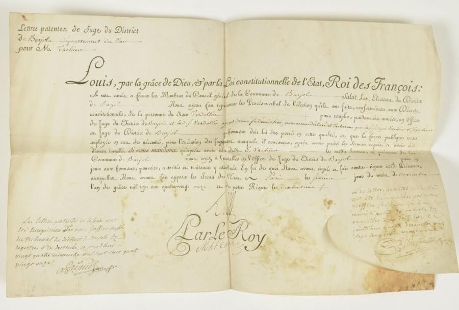 LOUIS XVI (1754-1793)
P.S., Paris 6 novembre 1791 ; contresignée par le Garde des sceaux, Marguerite-Louis-François Duport-Dutertre ; vélin in-plano en partie impr.    Lettres patentes de juge du district de Barjols (Var). Le sieur Verdollin ayant donné sa démission, « nous avons déclaré et déclarons que le s. Joseph Vachier 1er suppléant est Juge du District de Barjols qu'honneur doit lui être porté en cette qualité, et que la force publique sera employée en cas de nécessité, pour l'exécution des Jugemens auxquels il concourra »...