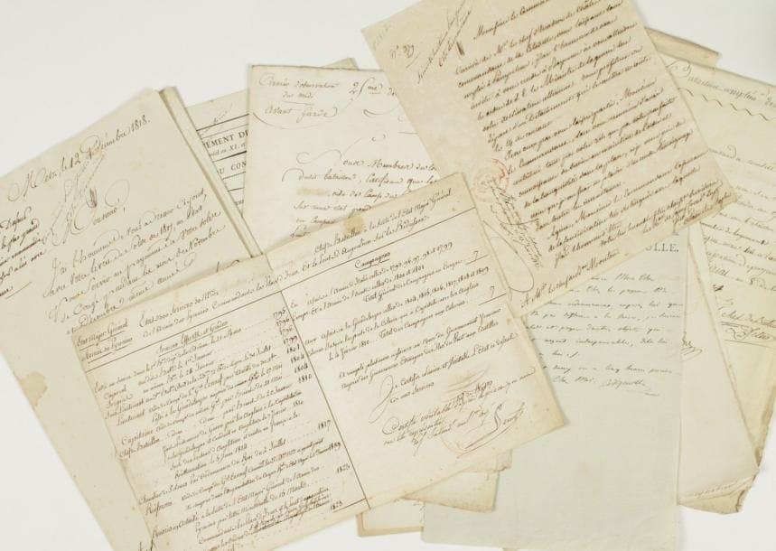 militaires. 16 lettres ou pièces, la plupart L.S. ou P.S., 1801-1870, la plupart au chef de bataillon Georges Mouton (ou à des membres de sa famille).    Alexandre Berthier, Octave de Broglie (l.a.s.), Gaspard marquis de Clermont-Tonnerre, le baron Dufour, Jean-Augustin Ernouf (l.a.s.), duc de Feltre, Jean-Baptiste Jamin, le vicomte de Saint-Mars, Victor Tabarié, Martin de Vignolle (l.a.s.), etc., plus des certificats de service ou de réforme et une circulaire imprimée,