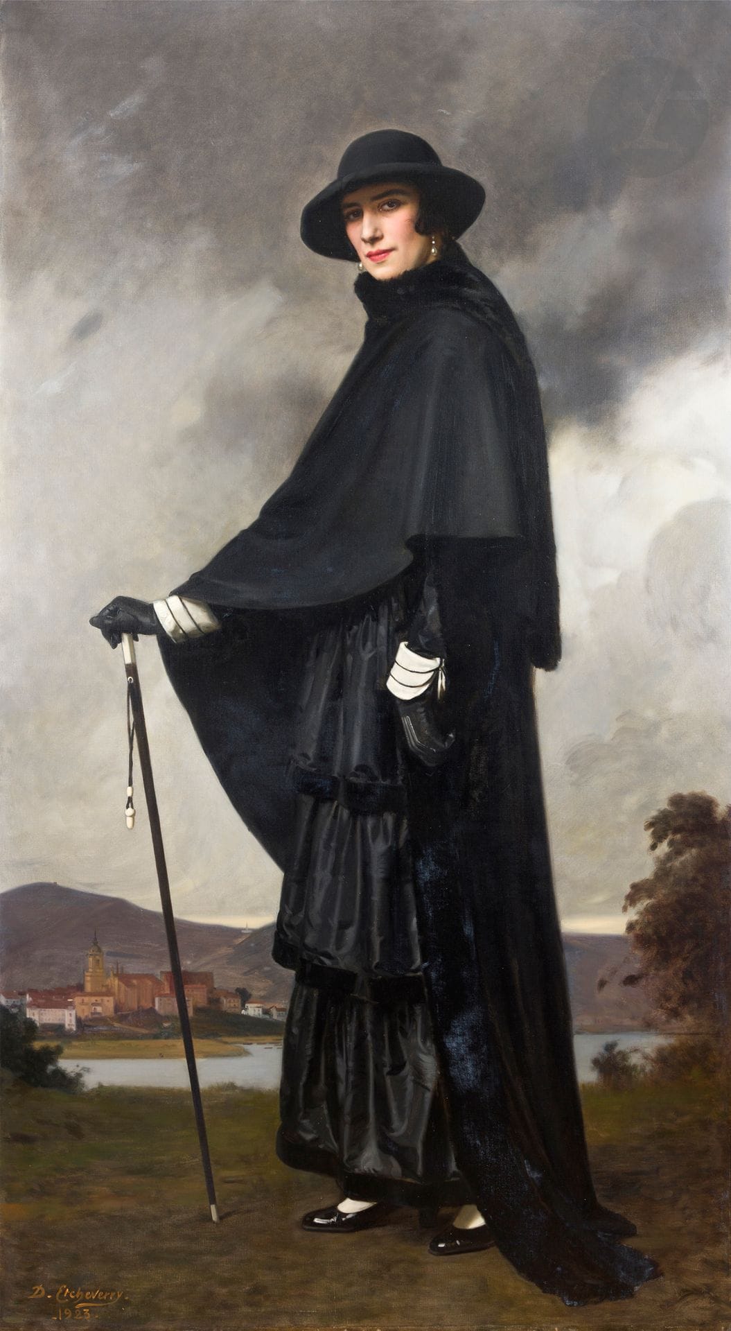 Denis ETCHEVERRY (1867-1950)
Portrait de Madame Jeanne Graciet, épouse Gompel, 1923
Huile sur toile.
Signée et datée en bas à gauche.
(Restauration).
206 x 114 cm

Bibliographie : 
- Société des Artistes français, Explication des ouvrages de peinture, sculpture, architecture, gravure et lithographie des artistes vivants : Exposés au Grand-Palais des Champs-Elysées, 1923, Paris, n° 663, cité p. 34, non reproduit.
- La Revue des Beaux-Arts, Union provinciale des arts décoratifs, n° 397, 1er juin 1923, cité p. 7, non reproduit.
- La Vie Latine, Bureau permanent de la presse latine d'Europe et d'Amérique, n° 5, juin 1924, reproduit p. 14 sous le titre La Dame en noir.

Exposition :
Salon des Artistes français, Grand Palais des Champs-Élysées, Paris, 30 avril 1923, n° 663.

Il existe un tirage de cette œuvre réalisé par la photographe américaine Thérèse Bonney en 1926 (Université de Californie, Berkeley, The Bancroft Library & Bibliothèque Historique de la Ville de Paris, NV-006-03237).
