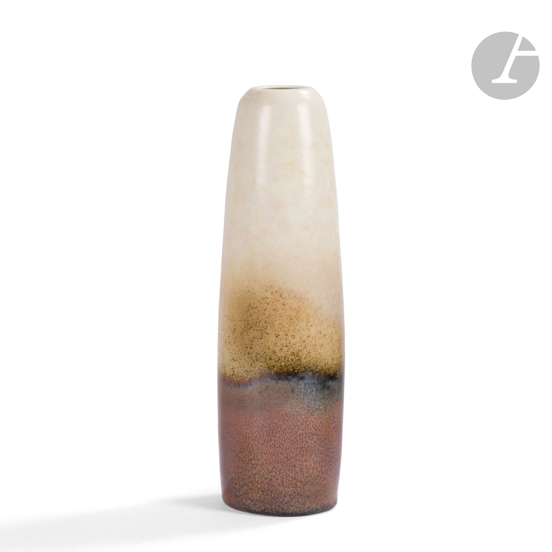 JEAN GIREL (BORN 1947)
Very tall obus vase with wide annular neck.
Enameled polychrome porcelain proof.
Signed and dated Jean GIREL (19)86 under the base.
Height: 32cm

Provenance:
Collection M., Paris.