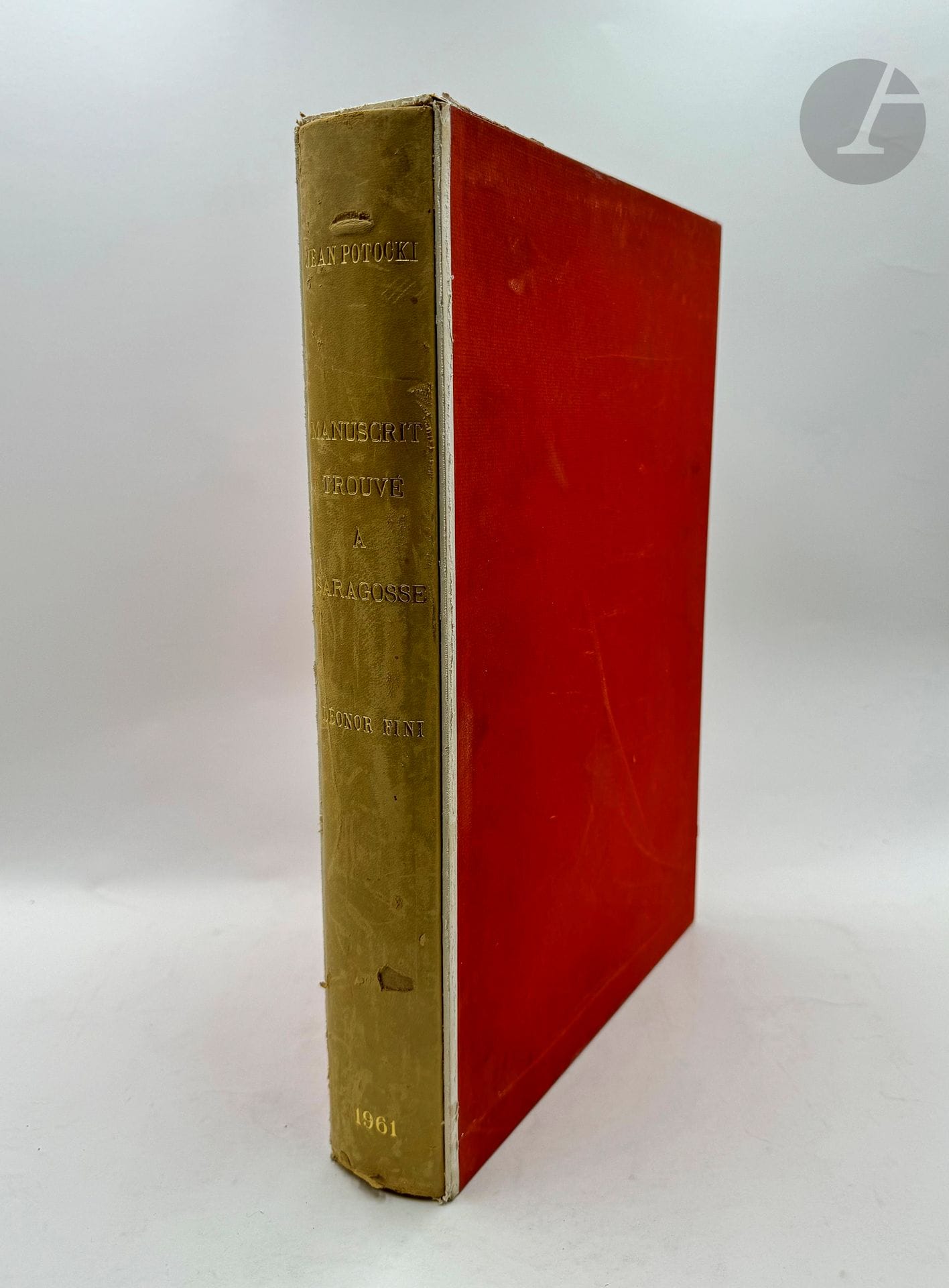 FINI (Leonor) - POTOCKI (Jan).
Manuscrit trouvé à Saragosse.
S.l. : Compagnie des bibliophiles du livre d'art et de l'Amérique latine, [1961]. —In-folio, en feuilles, couverture rempliée, chemise à dos de basane beige et étui de l'éditeur.
Belle édition préfacée par Roger Caillois, illustrée de 21 eaux-fortes originales de Leonor FINI (1908-1996), dont 15 à pleine page, et imprimée par Daragnès.

Tirage limité à 180 exemplaires sur vélin d'Arches, celui-ci faisant partie des 30 numérotés en chiffres romains, portant le numéro I.

Frottements et épidermures au dos de la chemise. Étui sali, deux arêtes en partie brisées.
