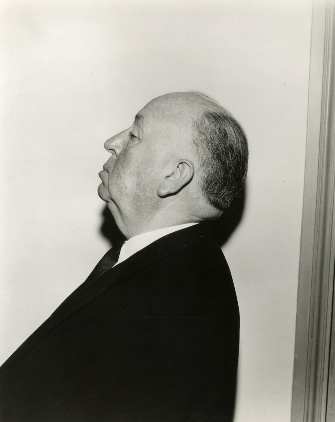 Unidentified photographer 
Alfred Hitchcock, c. 1965. 
Vintage silver print. 
Image : 24 x 18.5 cm / Sheet : 25.7 x 20.5 cm