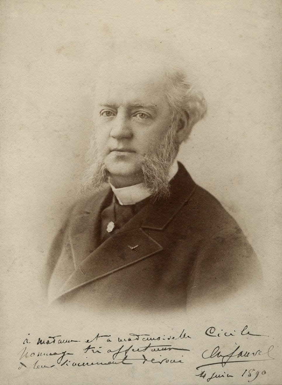 Felix Nadar (1820-1910)
Charles Henri Fauvel (spécialiste de l'usage de la cocaïne à des fins thérapeutiques), c. 1890. 
Épreuve sur papier albuminé, contrecollée sur carton du photographe. Dédicace, signature de Charles Henri Fauvel et date à l'encre noire en bas à droite. 
22,5 x 16,3 cm