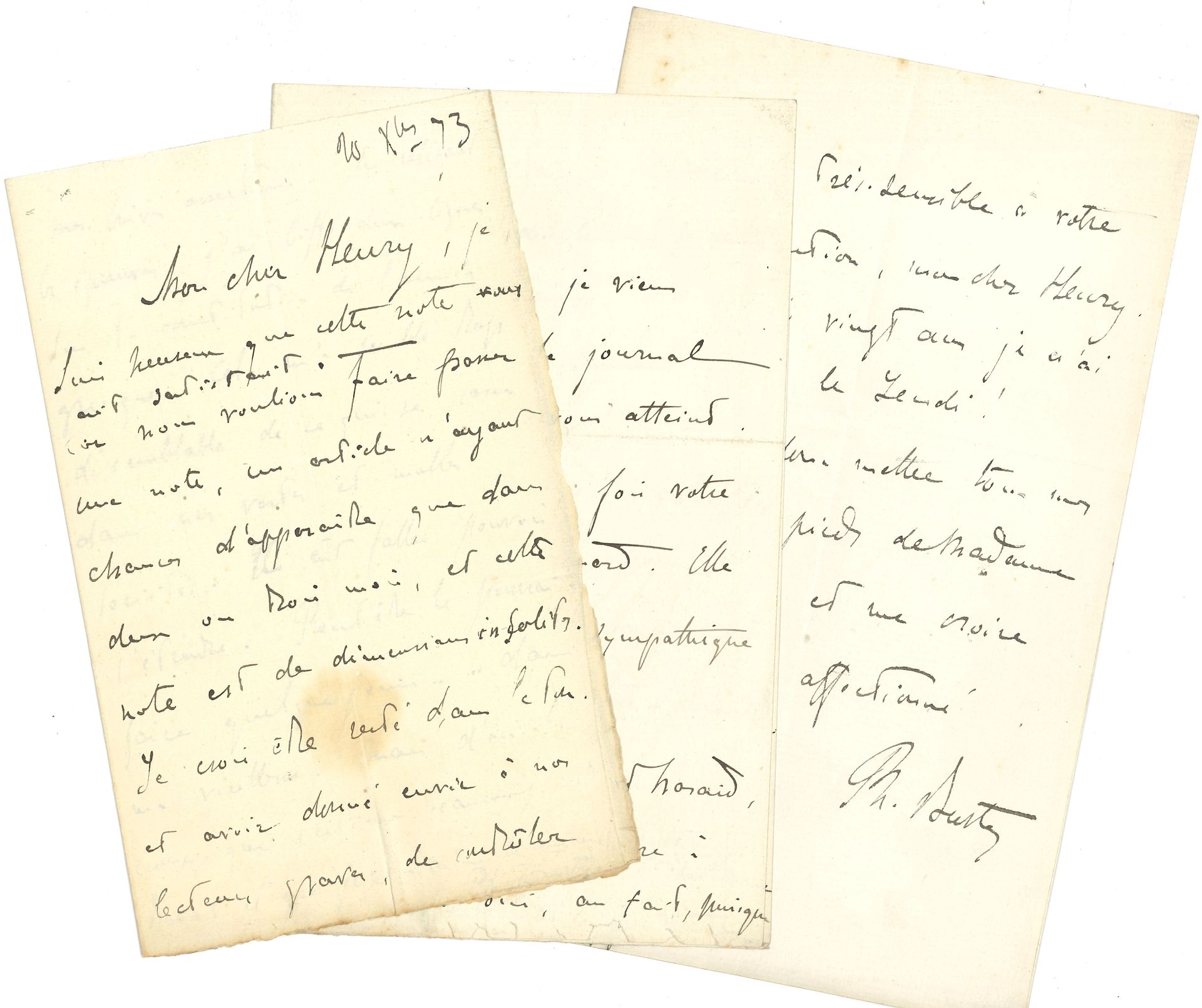 Philippe BURTY (1830-1890) critique d’art. 13 L.A.S., 1871-1884 et s.d., à Henry Houssaye; 18 pages in-8 et in-12.
Invitations, condoléances pour la mort de l’épouse de l’oncle Édouard Houssaye, (1871), annonce d’une conférence sur le Japon ancien et le Japon moderne, à propos d’articles pour la revue L’Artiste et de leur illustration (notamment avec des petits bois japonais); une à Édouard Houssaye, au sujet d’un sonnet dont Burty demande la copie autographe.
8 mars 1877: il voudrait insérer une lettre de Fromentin dans son volume «Maîtres et Petits Maîtres qui s’élabore en ce moment chez Charpentier»; dans sa lettre Fromentin remercie pour l’envoi par L’Artiste d’un volume, dans lequel il est question de lui:«Serait-ce le volume de votre père? De Gautier? En tout cas, il doit être question d’un Été dans le Sahara car Fromentin annonce Une année dans le Sahel.» 12 juillet 1880: remerciements pour une note sur les Lettres d’Eugène Delacroix: «ces lettres nous découvrent un robuste ouvrier, un passionné de la profession. C’est un sentiment devenu rare»…