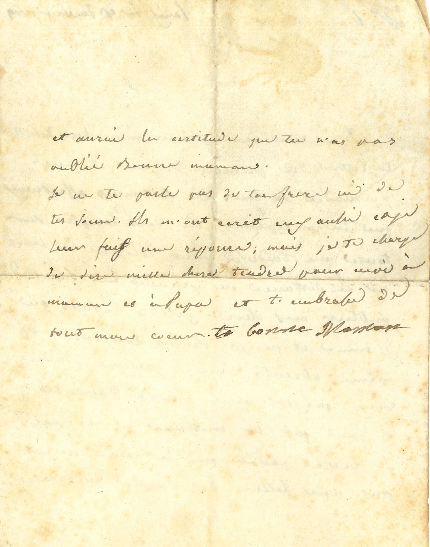 Letizia BONAPARTE (1750-1836) mère de Napoléon. L.S. «Ta bonne Maman», Paris 8 janvier 1809, à son petits-fils Achille Murat; 1page et demie petit in-4.
Lettre affectueuse de la grand-mère à son petit-fils Achille, né le 21 janvier 1801, fils aîné de Joachim Murat et de la princesse Caroline Bonaparte.
Elle le remercie de sa lettre de premier de l’an et lui dit toute sa tendresse: «Ni le tems ni la distance ne peuvent me faire oublier mes chers petits enfans que j’aime et que je chéris toujours de même absents comme présens». Elle l’encourage à lui écrire une lettre qui ne soit pas de «simple bienséance» qui lui donne «la certitude que tu n’as pas oublié Bonne maman». Elle le charge ««de dix mille choses tendres pour moi à maman et à Papa»…