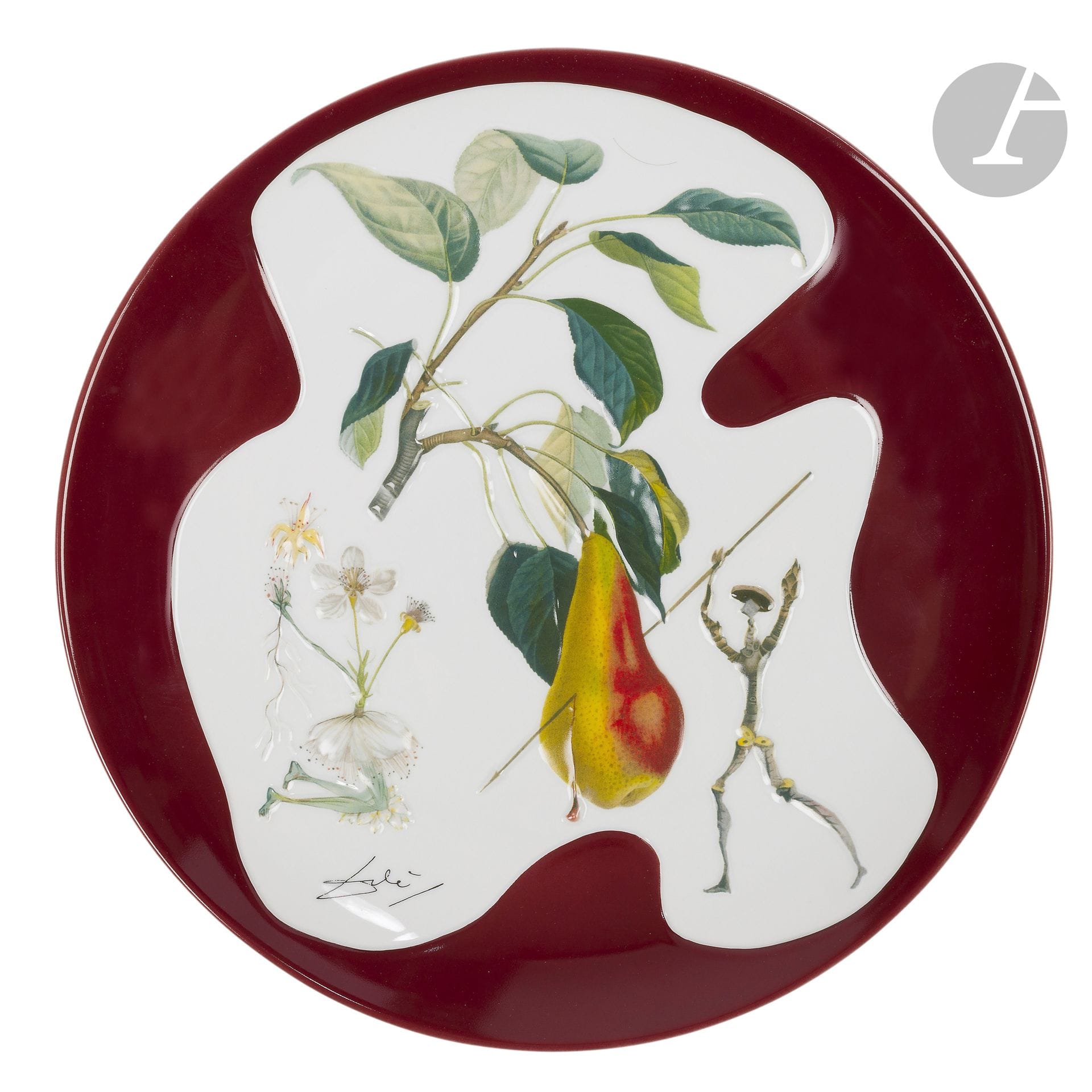 D’APRÈS SALVADOR DALI (1904-1989) & JEAN P.SCHNEIDER ÉDITEUR
Poire Don Quichotte, épreuve numérotée 365 (sur 1000)
Importante coupe creuse. Épreuve en porcelainede Limoges; le décor en relief et en polychromie. Vendue avec son coffret d’origine. Signée DALI sur l’avers, porte les mentions de titre, de conception, d’éditeur, de copyright et numérotée 365 au dos. D.34,8cm