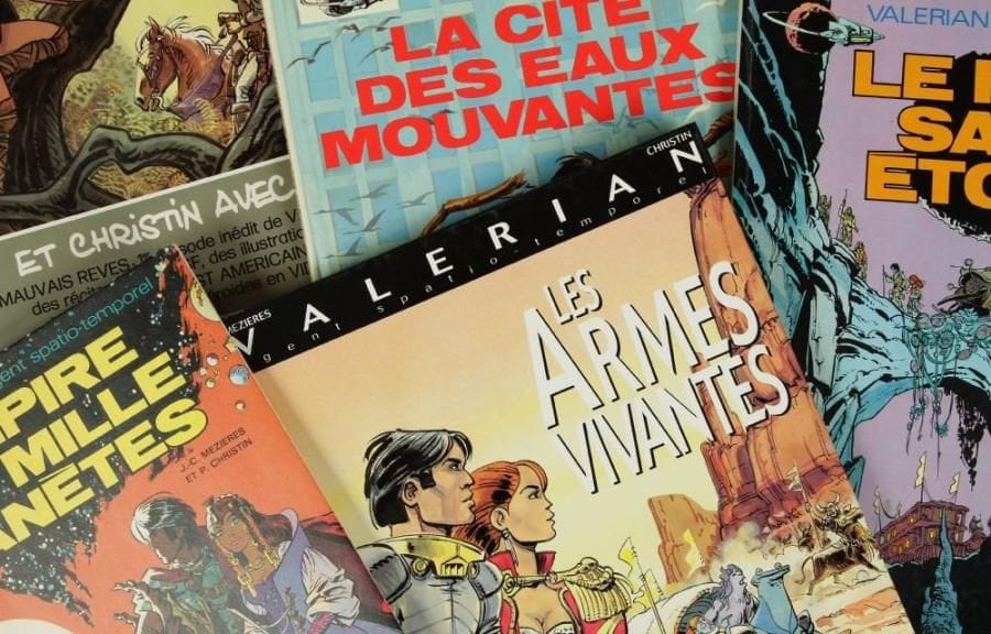 MEZIERES - MEZIERES ET CHRISTIN. Dargaud, 1983, album 22 x 39, cartonnage éditeur, contenant LES MAUVAIS RÊVES et divers récits. Joint: VALERIAN, LA CITÉ DES EAUX MOUVANTES, Dargaud 1971, 1 volume cartonné - L'EMPIRE DES MILLE PLANÈTES, Dargaud/Elf, 1972, 1 volume broché - LE PAYS SANS ÉTOILES, Dargaud 1973, 1 volume cartonné - LES ARMES VIVANTES, Dargaud 1990, 1 volume cartonné. Ensemble en parfait état