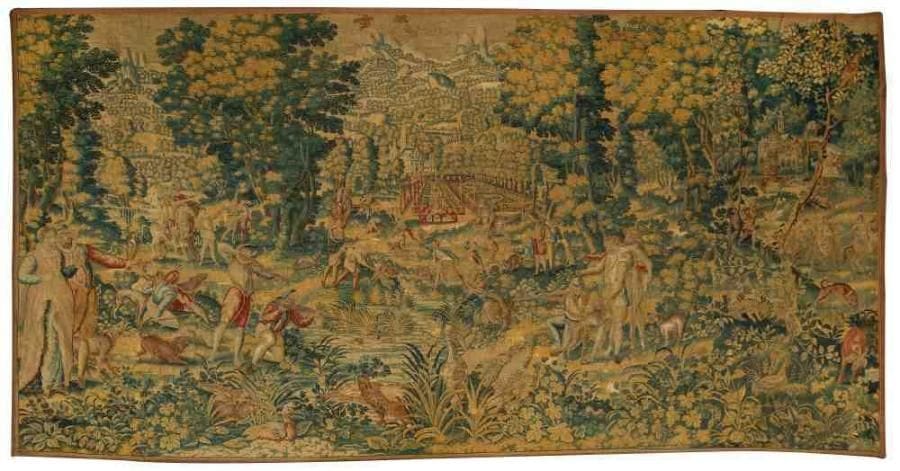 BRUXELLES
Panneau en tapisserie figurant un paysage lacustre traversé d?une rivière bordée d?une forêt animée d?oiseaux: canards, hérons ou passereaux. Début du XVIIIe siècle. Rentrayures, restaurations et manque la bordure. 440 x 240 cm