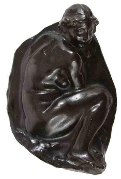 Jules Aimé DALOU (1838-1902)
Femme nue accroupie Bronze à patine brune H: 21 x L: 14,8 cm Vers 1902. Signé Dalou. Cachet du fondeur: Cire perdue A.A.Hebrard et le n°39. Exposition: DALOU, Galerie Delestre, novembre 1976, n°15