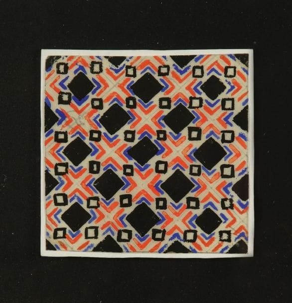 Sonia DELAUNAY-TERK (1885-1979)
Projet de tissu, vers 1927-28. Gouache et crayon sur papier calque. 8,5 x 8,5 cm. Provenance: Me Ulman, Paris (avocat de Sonia Delaunay). Ancienne Collection M. H. Muller, Paris (depuis plus de 16 ans)