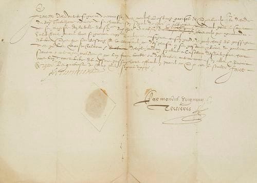 TOULOUSE - SÉNÉCHAUSSÉE LYON Gaston du, sénéchal de Toulouse. Pièce signée, Toulouse, 8 janvier 1470. Une page in-12 oblong sur parchemin (taches, languette du sceau découpée), avec résumé d?époque au verso (le texte au recto porte par erreur 1370). Gaston du Lyon joua dans la région un rôle militaire actif, commandant les troupes royales (du roi Louis XI) dans la lutte de celui-ci contre les comtes d?Armagnac et de Foix. Joint: - Lettre des gens tenant la Chambre des comptes ordonnés en Languedoc au Sénéchal de Toulouse ou à son lieutenant. Manuscrit en français sur parchemin, signé Mangello (?), avec traces de trois sceaux de cire plaqués, Toulouse, 22 décembre 1489. Une page in-8 oblong. Ordre au sénéchal de ne plus troubler Bertrand Minis (?), écuyer, dans la jouissance des biens à Mezerville dont il a rendu le dénombrement au roi. Copie du dénombrement jointe, sur parchemin, en latin, avec trace d?un sceau de cire. - CORNUSSON (François de La Valette, seigneur de Cornusson, sénéchal de Toulouse, 1536-1586). Pièce signée, une page in-folio oblong, contresignée Teisières, manuscrit en français sur papier, sceau plaqué sous papier,Toulouse 4 mai 1577. - Laissez-passer pour le médecin François Robineau sieur de l?Isle, médecin allant à Castelnau d?Estrètefons. Bel exemplaire. Les quatre documents C?est à Toulouse que fut constituée, il y a un demi-siècle, cette collection sur l?histoire, les cultures et la civilisation du midi de la France, depuis les vignobles bordelais à l?ouest jusqu?aux domaines du pape et à la Provence à l?est, en passant par le vrai Pays de Cocagne, le Lauragais des coques de pastels. De Jean de Pins, correspondant toulousain d?Érasme, à Clément Ader, pionnier de l?aviation né à Muret; de François Ier convoquant les États du Languedoc à Simon de la Loubère à peine de retour du Siam (la Thaïlande actuelle); de Blaise de Monluc missionnant les gentilshommes de Guyenne à La Pérouse achetant sa maison à Albi; de nombreux hommes et évènements cons