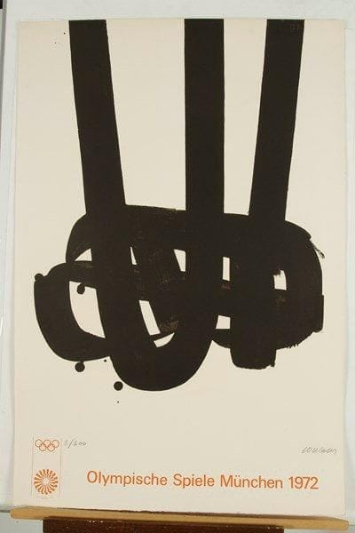 Pierre SOULAGES (né en 1919)
Olympische Spielen München 1972. Lithographie. [700 x 1030]. Très belle épreuve sur vélin, numérotée et signée à la mine de plomb. Toutes marges. Tirage à 200 épreuves (outre le tirage à nombre)
