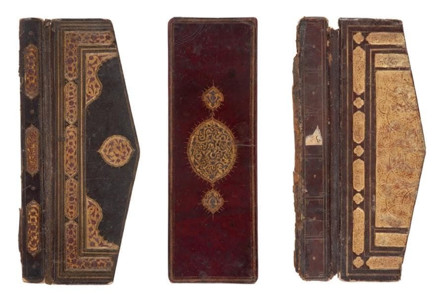 Deux grands rabats et plat de reliure, Iran, XVIe- XVIIe siècle Cuirs estampés et dorés. Le premier, à décor de médaillon et écoinçons bordés de cartouches aux rinceaux fleuris grenat sur fond or, et dos à cartouches dont un inscrit d'une invocation religieuse. L'intérieur reprenant la même composition sur cuir grenat porte une étiquette «G. Migeon». Le deuxième, à réseau doré d'arcs et rinceaux enchevêtrés est ceint de cartouches aux rinceaux fleuris. Au revers, arcs et écoinçons découpés d'une résille sur fond bleu. Le troisième, plat rectangulaire, en cuir brun à mandorle et appendices à décor hatay. Intérieur, papier encollé vert. Provenance: Collection J. Soustiel, Me F. de Ricqlès, Paris, 6 dec. 1999, lot 130 (pour les deux rabats) Dim.: 37,3 x 17 cm - 36 x 17,5 cm - 40,5 x 13,5 cm (Usures, mouillures et repeints)