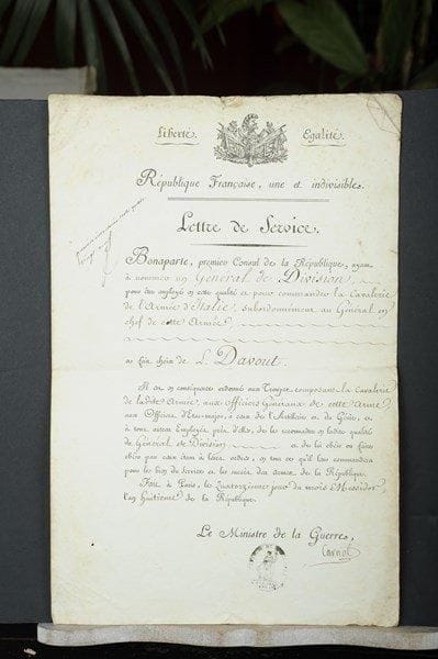 Lazare CARNOT (1753-1823). P.S. comme ministre de la Guerre, Paris 14 messidor VIII (3 juillet 1800) ; 1 page grand in-fol. en partie impr., vignette, cachet encre Ministre de la Guerre.Lettre de service pour Louis-Nicolas Davout. « Bonaparte, premier Consul de la République, ayant à nommer un Général de Division, pour être employé en cette qualité et pour commander la cavalerie de l’Armée d’Italie, subordonnément au Général en chef de cette Armée, a fait choix de L. Davout »…