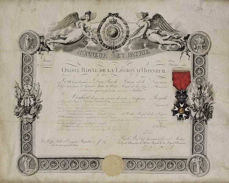 [Victor de LA TOUR-MAUBOURG]. Brevet portant la griffe de Louis XVIII, contresigné par le maréchal Macdonald, Grand Chancelier de la Légion d’honneur, château des Tuileries 9 novembre 1816 ; vélin in-plano en partie impr., bel encadrement décoratif gravé avec grande vignette, sceau sous papier, avec une croix de la Légion d’honneur accrochée avec son ruban rouge (cadre).Brevet de grand’croix de la Légion d’honneur pour Victor, comte de Faÿ de Latour-Maubourg, lieutenant général des armées. Étoile de chevalier de la Légion d’Honneur époque Second-Empire. Rare modèle de luxe dit des Cent-Gardes, en argent, les centres en or en trois parties, l’émail blanc à filet et la couronne perlées avec les aigles en fort relief. 