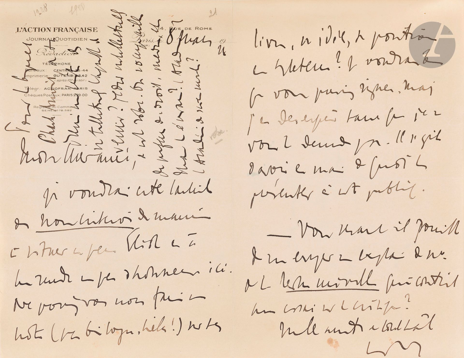 Charles MAURRAS (1868-1952). 61 L.A.S., 1911-1939, à Henri Massis; 188 pages in-8 ou in-4 (la plupart à en-tête de L’Action Française), montées sur onglets et reliées en un volume in-4 demi-maroquin bleu à coins (Semet et Plumelle).
Très belle et importante correspondance à Henri Massis, l’un des plus fidèles disciples de Maurras, et son meilleur biographe. Nous ne pouvons en donner ici qu’un trop bref aperçu.
Ces lettres s’ouvrent sur des discussions religieuses et philosophiques... «Eh! quoi, mes deux maîtres, le vieil Aristote et le jeune Comte auraient donc couvé un mécaniste si pur! [...] La doctrine que vous appelez mécaniste est précisément la seule aujourd’hui qui rallie des courages, dégage des vertus, enfante des actes. Ses disciples sont du type de ces héroïques enfants qui se battent depuis quatre ans sous la direction de Pujo et de ses amis pour Jeanne d’Arc, contre Bernstein ou pour le roi [...] Je ne suis pas de ceux qui prennent le socialisme ou le syndicalisme pour le parti du ventre, même quand ils se définissent comme tels, mais enfin à l’honneur de classe ils associent un sentiment d’intérêt individuel, qui n’est pas perceptible dans le dévouement dont je vous parle »... Maurras parle de «l’élément moral [...] apporté par l’Action française depuis douze ou quatorze ans au réveil du patriotisme français»... Ils discutent sur le nationalisme, sur le catholicisme, sur l’héroïsme, etc.
Maurras parle d’Abel Bonnard, de Maurice Barrès, de Pierre Varillon, d’Albert Thibaudet, d’Anatole de Monzie, etc. Il donne des indications pour la préparation et la correction de ses œuvres et de ses articles, notamment pour Sous le signe de Flore. Il annonce ses projets d’ouvrages: le Dictionnaire politique, un livre sur Dante pour Plon.
En 1936, alors qu’il est emprisonné à la Santé, il envoie une longue lettre sur la jeunesse: «cette jeunesse, affinée par l’étude commune et la réflexion personnelle, tient aujourd’hui dans ses mains ardentes et fermes plus que le sort d’une patrie, celui, peut-être, de l’espèce humaine, du visage humain, du nom humain. [...] Lavés, peignés, brossés, instruits, lettrés même à ce qu’ils prétendent, les mêmes Orientaux qui pourrissent nos idées et nos mœurs françaises et qui attirent sur nos frontières le feu des guerres fratricides sont aussi les mêmes qui élaborent et, quand ils le peuvent, appliquent un carnaval – une organisation sociale –, tout ensemble sanieuse et sanglante, arrogante et menteuse [...] on dirait qu’une armée de singes habillés débarque dans Paris pour imposer ou même, qui sait? proposer ses mœurs et ses vices au peuple français»...
En 1938, lors de sa candidature à l’Académie Française, Maurras refuse qu’on publie la lettre qu’il a reçue du Pape: « Je ne peux pas donner l’écrit de l’homme blanc pour gagner l’habit vert: ce serait une espèce de simonie»... Etc.