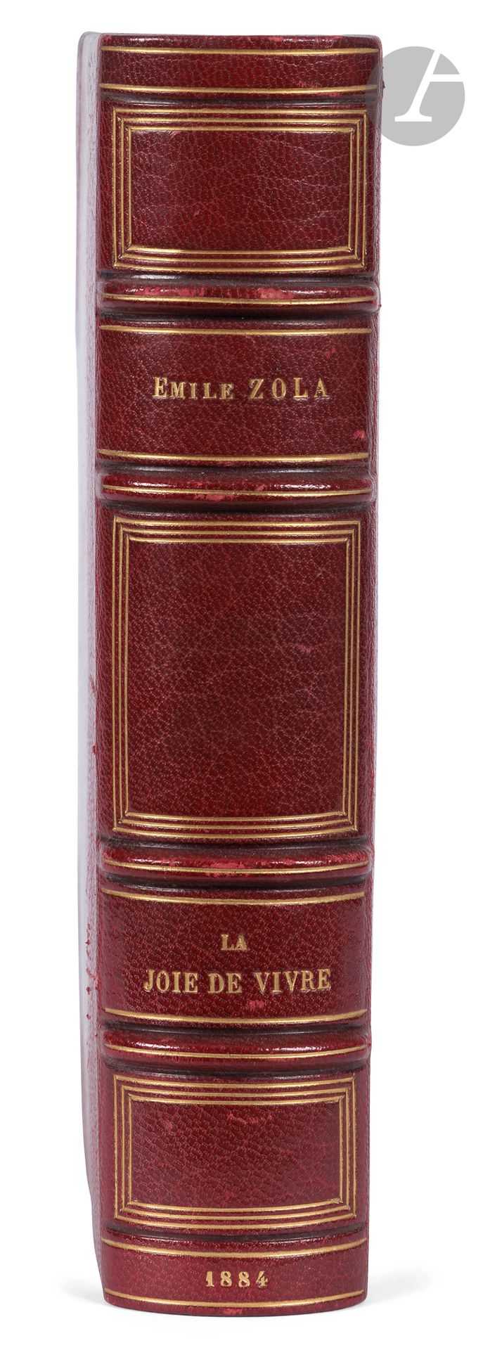 ZOLA (Émile).
La Joie de vivre.
Paris : G. Charpentier et Cie, 1884. — In-18, 179 x 122 : (2 ff.), 447 pp., couverture imprimée. Demi-maroquin rouge à coins, dos à nerfs orné, tête dorée, non rogné, couverture et dos conservés (reliure du XXe siècle).

Édition originale du douzième roman de la série des Rougon-Macquart. Une édition pré-originale hors commerce avait été publiée par le journal Gil Blas l’année précédente.

Un des 150 exemplaires numérotés sur papier de Hollande, seul tirage sur grand papier (n° 78).

Bel exemplaire. La reliure, parfaitement réalisée, n’est pas signée.
Quelques légers frottements au dos, petites épidermures aux coins.