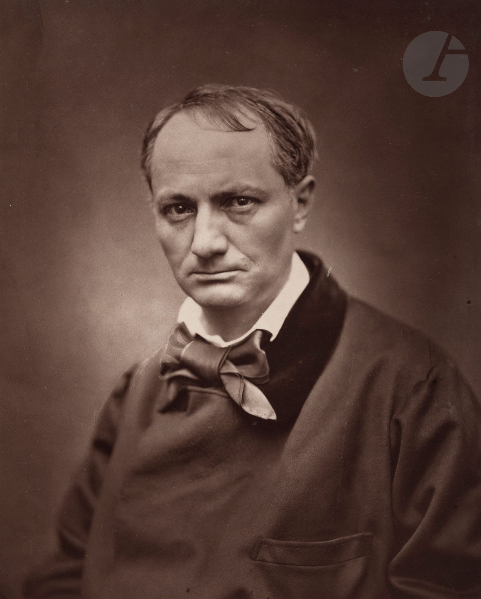 Étienne Carjat - Félix Nadar and others 
Contemporary Gallery Album. Biographies &amp; Portraits. 
Revue Illustrée, Paris, s.d. 
Charles Baudelaire. Arsène Houssaye. Théodore de Banville. Chanzy. Ferdinand Fabre. Henri Monnier. Gondinet. E. Legouvé. Louis Blanc. Octave Feuillet. Colonel Denfert-Rochereau. Spuller. 
In-4 (35x28 cm). First edition, cloth binding titled on the front cover, with 12 photoglypics mounted on publisher's boards and text pages. 
Average format of photoglypics: 24x18 cm