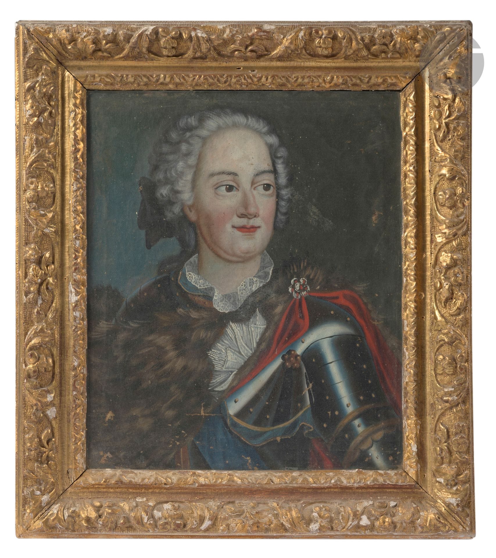 École française du XVIIIe siècle. 
Portrait présumé du maréchal de Saxe portant l’ordre de l’Aigle blanc polonais. 
Huile sur toile marouflée sur panneau (usures et manques). 
36 x 30 cm
Cadre doré moderne. Sous verre.