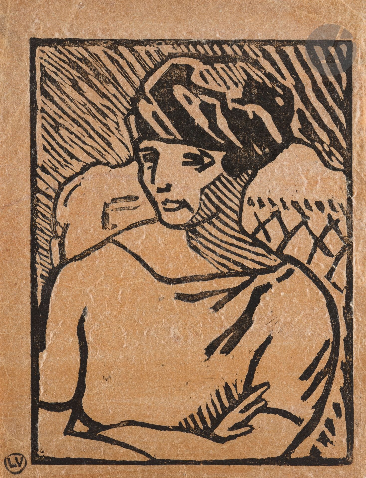 Louis Valtat (1869-1952)
Femme en buste, bras croisés. Vers 1905-1910. Bois gravé. 308 x 405. Belle épreuve sur papier exotique chamois, timbrée (grand timbre LV dans un cercle). Plis de manipulation, craquelures et frottements inhérents à la texture du papier. Toutes marges.