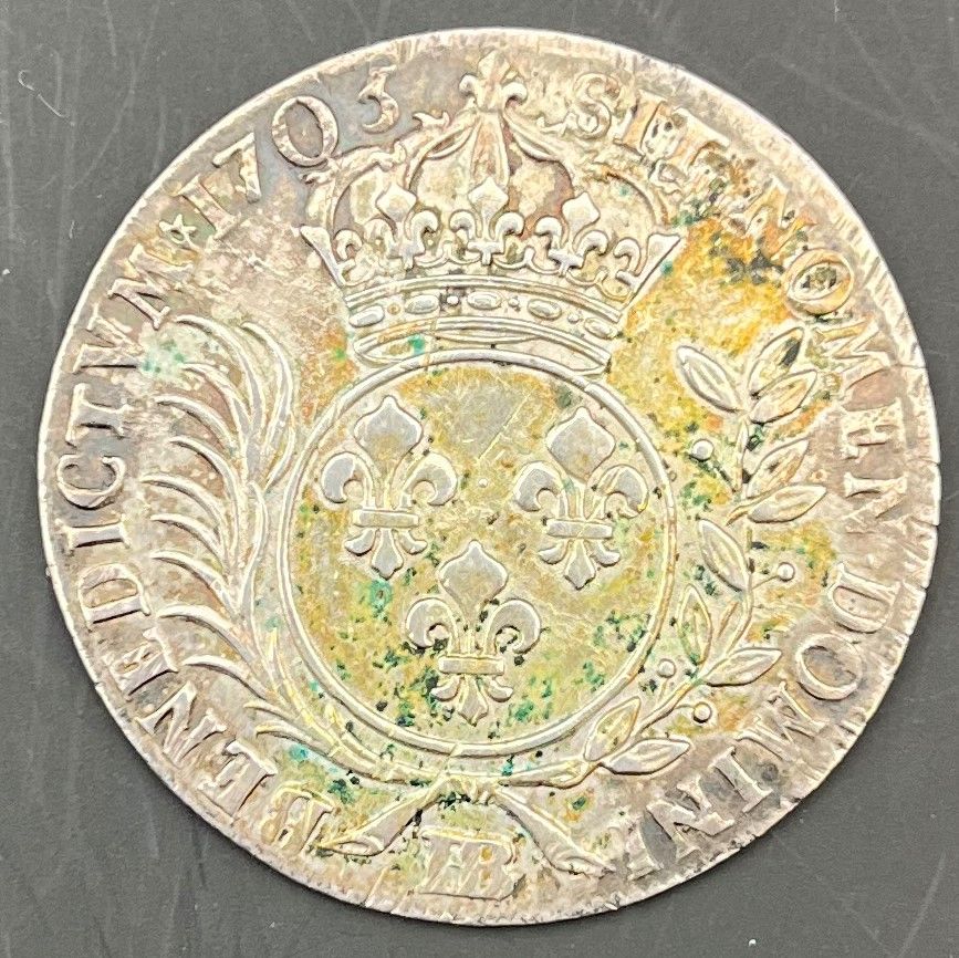 MONNAIES FRANÇAISES ROYALES EN ARGENT
 LOUIS XIV (1643-1715)
Pièce de 33 sols aux insignes du monnayage particulier de Strasbourg, en argent,
1705, BB=Strasbourg.
D.1604
TB