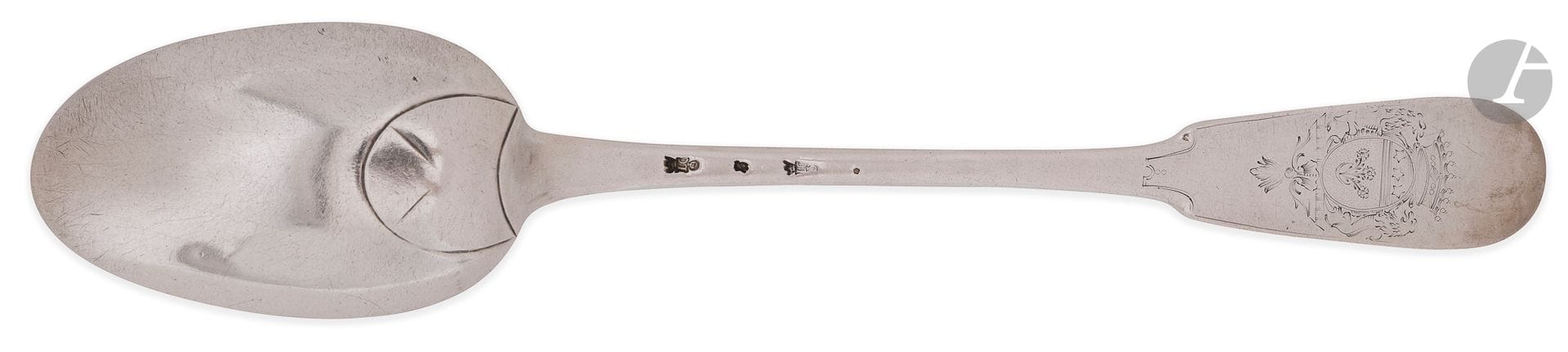 ATTRIBUTED TO THE NORTH OF FRANCE 18th CENTURY
Silver stew spoon, single-flat model, engraved with a coat of arms on the spatula surmounted by a comtal crown.
Attributed to LOUIS LE GAIGNEUR
Weight : 176 g - length : 32 cm