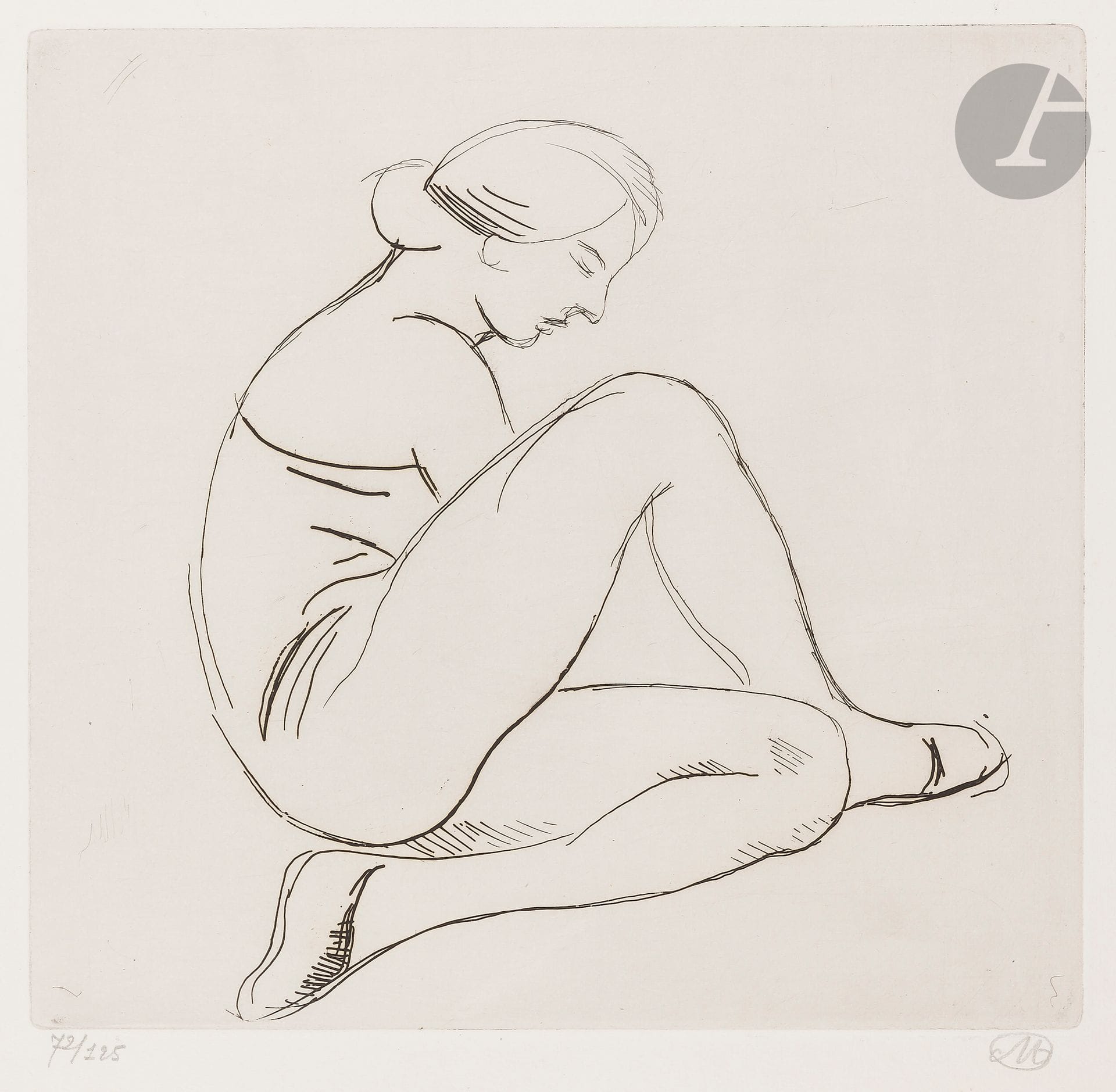 Aristide Maillol (1861-1944)
Femme assise de profil à droite, un genou plié, un genou relevé. 1926. Eau-forte. 240 x 226. Guérin 321. Parfaite épreuve sur vélin blanc, numérotée et signée du monogramme au crayon. Toutes marges. Tirage à 125 épreuves. Timbre sec : H. Petiet éditeur Paris (Lugt 2021a).