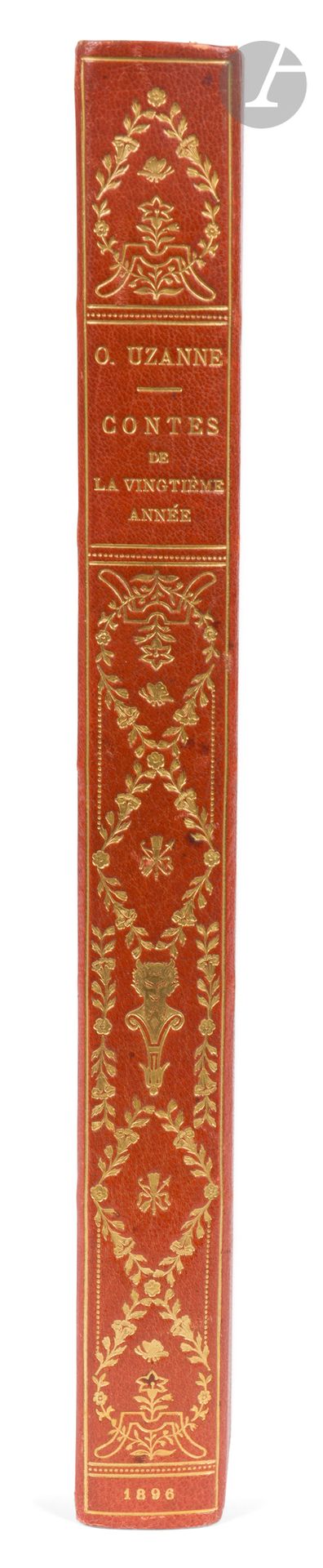 UZANNE (Octave).
L’École des Faunes. Fantaisies muliéresques. Contes De la Vingtième Année. Bric à Brac de l’Amour. Calendrier de Vénus. Surprises du Cœur.
Paris : Librairie contemporaine H. Floury, 1896. — Grand in-8, 266 x 177 : frontispice, VIII, 300 pp., (2 ff.), couverture imprimée. Demi-maroquin orange à coins, filets dorés, dos lisse orné, tête dorée, non rogné, couverture et dos conservés (Bretault).

Première édition collective, tirée à 700 exemplaires, réunissant Bric à Brac de l’Amour, Calendrier de Vénus et Surprises du Cœur, trois textes d’Octave Uzanne parus respectivement en 1879, 1880 et 1881. Elle débute par une introduction inédite de l’auteur.

L’illustration se compose d’un frontispice de Daniel Vierge, gravé à l’eau-forte par Frédéric Massé, et de très beaux bandeaux et culs-de-lampe en camaïeu d’Eugène Courboin.

Un des 660 exemplaires sur vélin satin d’Écosse, complet du premier plat de la couverture non retenue illustrée par Simonaire, tiré sur papier de Chine.

L’exemplaire est en plus enrichi sur le faux titre de deux dessins originaux d’Eugène Courboin, le premier à l’encre de Chine figurant Pierrot et Arlequin recevant des friandises d’une jeune femme, signé et daté de 1895 (l’ouvrage fut achevé d’imprimer le 19 août 1895), le second représentant un portrait de profil et en couleurs d’Octave Uzanne, accompagné de la signature autographe de ce dernier.

On y trouve également une belle lettre autographe signée d’Eugène Courboin, 2 pages in-12, non datée, adressée à un « Monsieur ». Il est question d’aquarelles de Bilitis : « Le sujet que j’ai traité dans “Bilitis” était des plus scabreux. Cependant je n’ai pas fait œuvre pornographique. La pornographie est faite de bêtise et de grossièreté. Cela n’est pas le cas de mon aquarelle. C’est libre, c’est certain, mais j’ai été, je crois, l’interprète exact du texte ; ce qui doit toujours être. » En post scriptum il informe son correspondant qu’il fait « beaucoup de bicyclette et peu de travail », et s’est représenté en train de faire du vélo.

Bel exemplaire en reliure de Bretault.
Taches sur les plats, épidermures aux coins. Rousseurs sur la couverture de Simonaire et quelques-unes sur le faux titre.