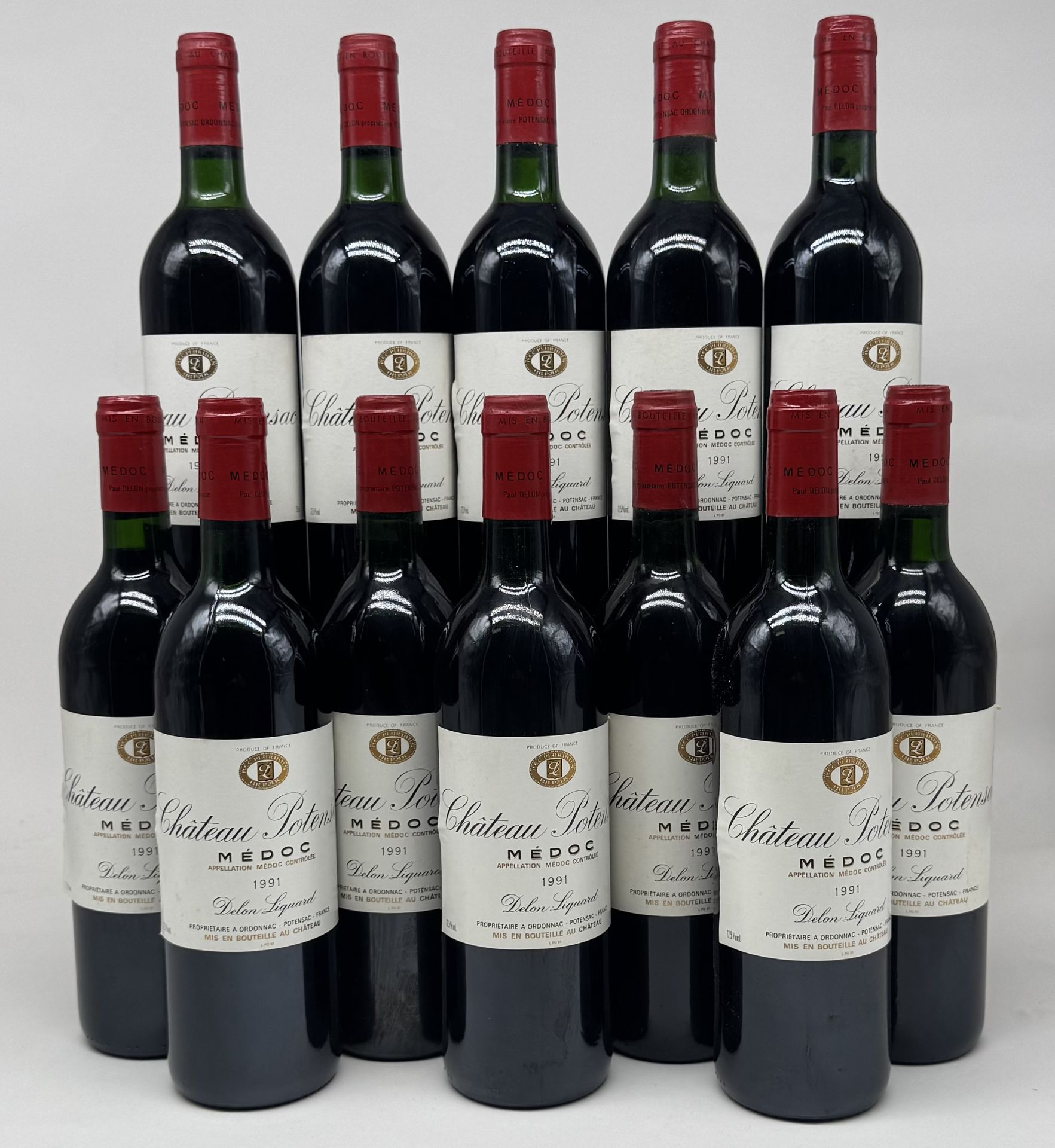 12 B CHÂTEAU POTENSAC (Caisse Bois d'origine) (T.L.B. or better; 4 e.t.h.), Médoc, 1991