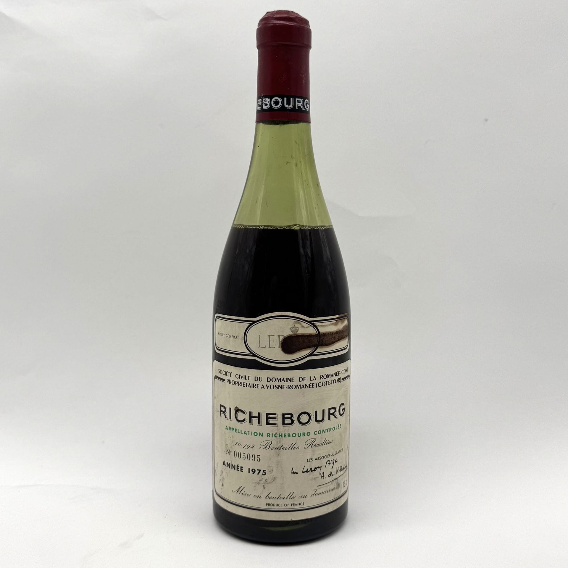 1 B RICHEBOURG (Grand Cru) (6 cm; e.t.h; n° 005095; c.s. bombée; légèrement suintante; 10792 bouteilles récoltées), Domaine de la Romanée-Conti, 1975