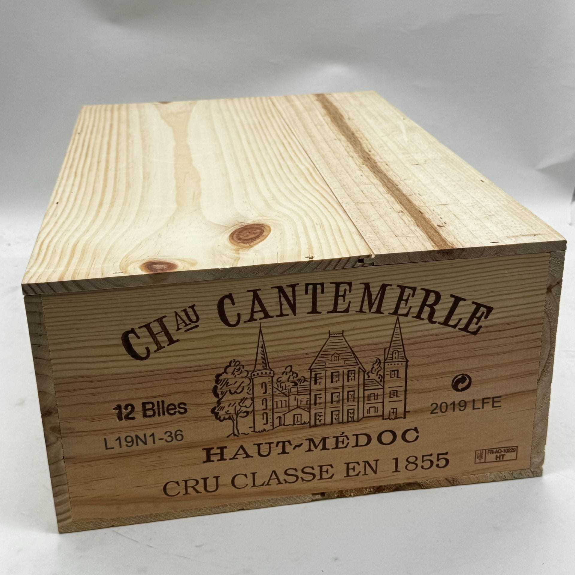 12 B CHÂTEAU CANTEMERLE (Caisse Bois d'origine), GCC5 Haut-Médoc, 2019