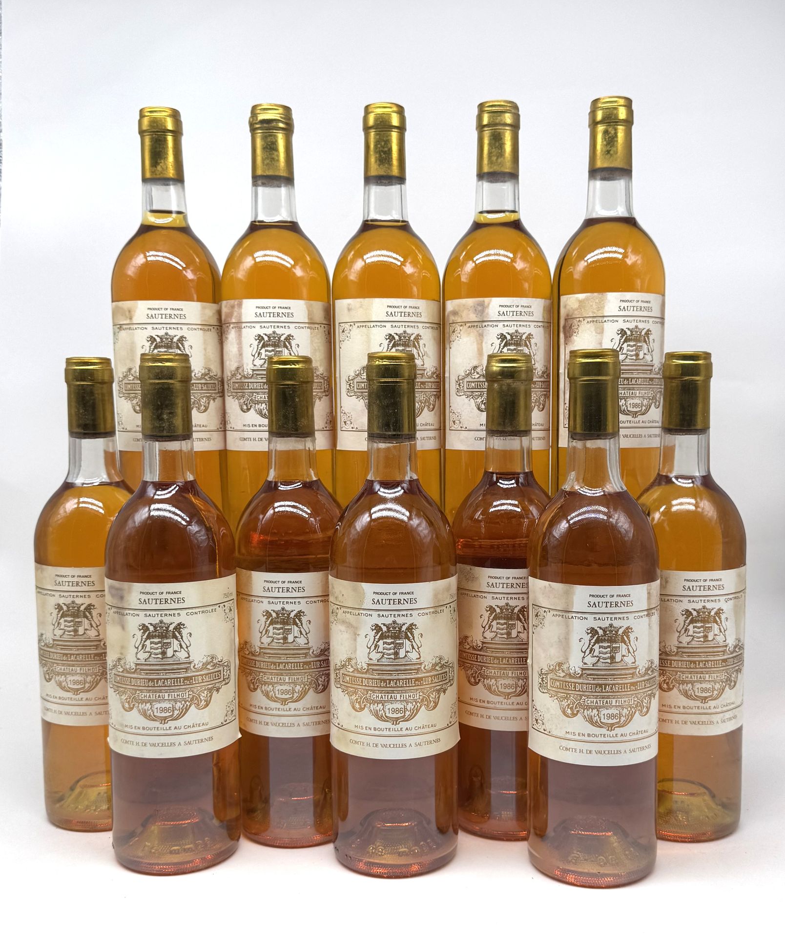 12 B CHÂTEAU FILHOT (Caisse Bois d'origine) (3 B.G; 6 T.L.B.+ and 1 T.L.B; e.t.h.), CC2 Sauternes, 1986