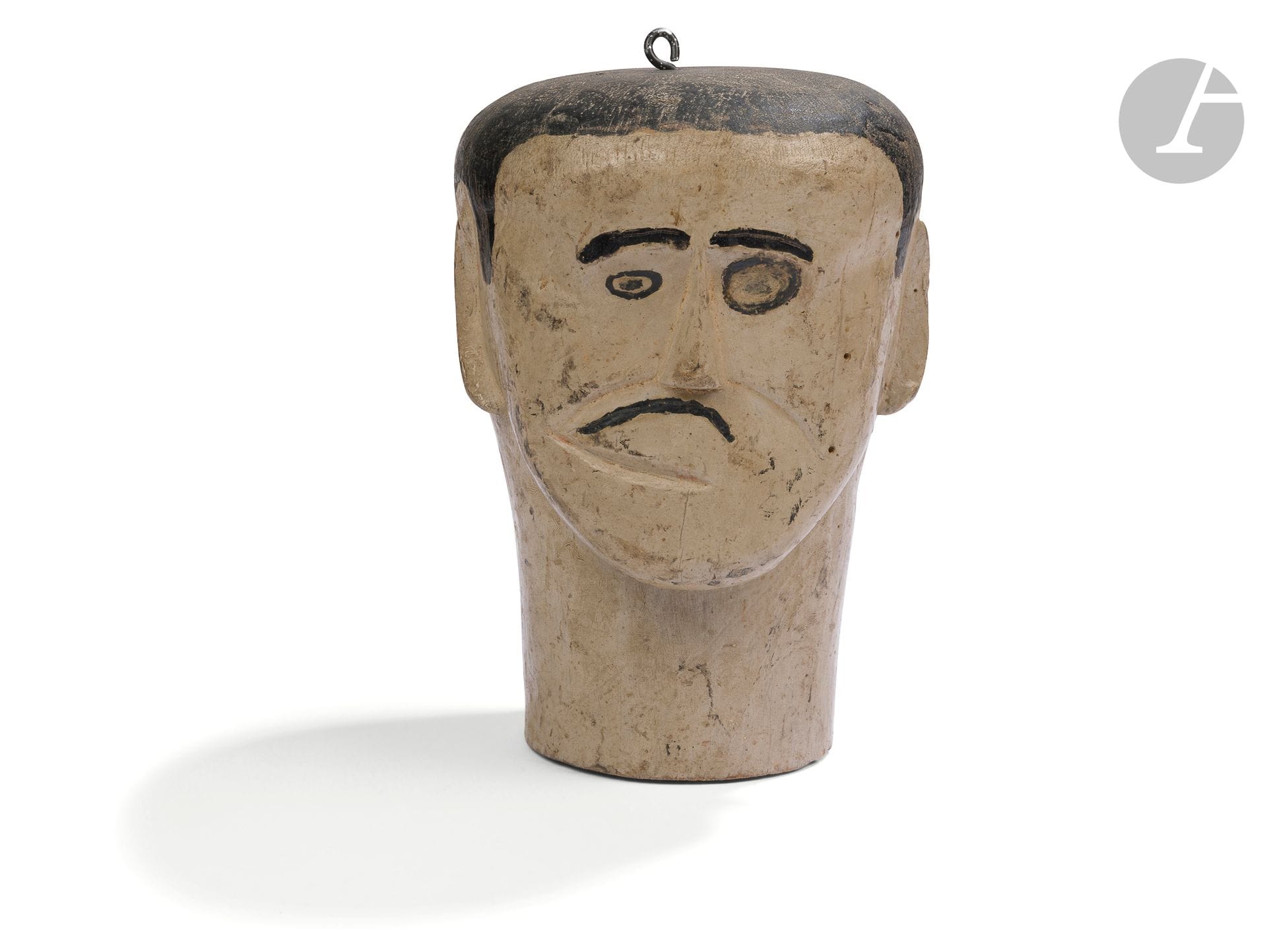 EX-VOTO BRÉSIL
Tête
Bois sculpté et peint.
Hauteur : 22 cm

Expositions : 
- Collection Baccaro, Les Imagiers de l’imaginaire, Carcassonne.
- En grand format, exposition inaugurale La Coopérative - Musée Cérès Franco, Montolieu, 1er juillet – 31 octobre 2015.
- La Peau et les mots, La Coopérative - Musée Cérès Franco, 1er mai – 31 octobre 2016.