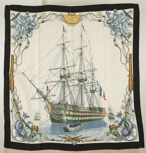 A3: Carré HERMÈS L' Océan Vaisseau de 118 canons, fond blanc et entourage noir, signé Ledoux (boîte)