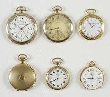Lot de 6 montres à gousset: - 1 montre gousset MOERIS en or et argent. Poids brut: 54 g. - 1 montre gousset ULTRA plaqué or. Trotteuse à 6h. - 1 montre gousset savonnette ROYCE plaqué or. Trotteuse à 6h avec giletière. - 1 montre gousset DUCOR plaqué or. - 1 montre gousset DIAMANT plaqué or. Date à 3h. - 1 montre gousset SEIKO quartz. Trotteuse centrale