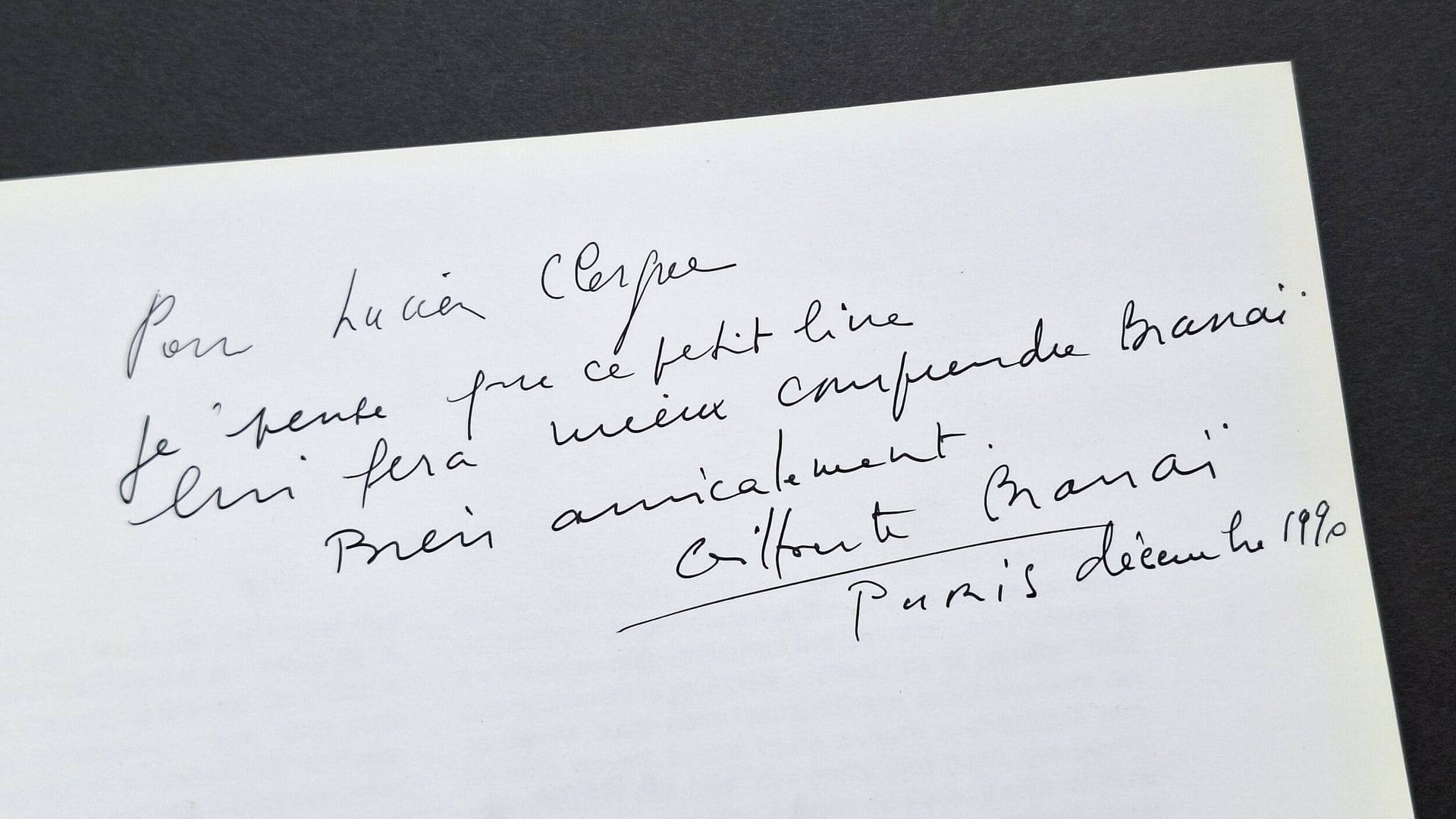 BRASSAÏ (GYULA HALÀSZ, DIT) (1899-1984) [Dédicacé à Lucien Clergue]
Paris le jour Paris la nuit.
Paris Musées, 1988.
In-4 (24 x 22 cm). Édition originale brochée, dédicacée à Lucien Clergue par Gilberte Brassaï en 1990. Catalogue d'exposition - 88 pp. Couverture souple.