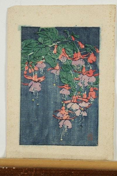 Edna Boies Hopkins (américaine, 1872-1937)
Fuchsias. Vers 1910-1913. Bois gravé. 185 x 278. Vasseur 34. Impression en couleurs. Très belle épreuve sur japon, timbrée à la japonaise et signée à la mine de plomb. Petites rousseurs éparses. Léger empoussiérage et traces de frottement. Toutes marges