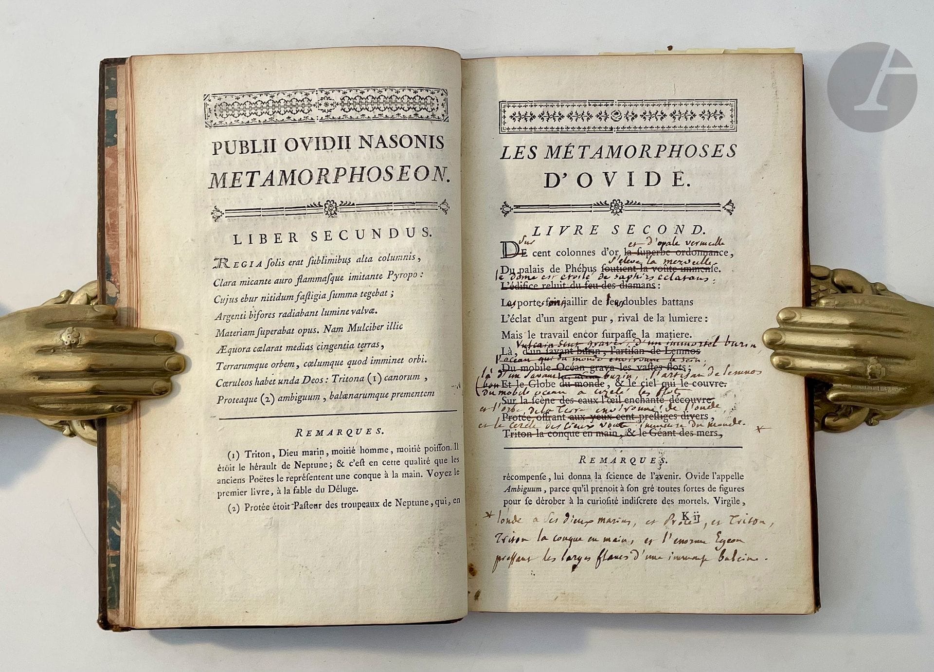 OVIDE. - SAINT-ANGE (Ange-François Fariau de).
Les Métamorphoses d'Ovide, en vers françois, livre second, traduction nouvelle, avec des notes, par M. de Saint-Ange.
Paris : L'auteur, 1781. — In-8, veau marbré, premier plat comprenant une pièce de maroquin vert foncé avec roulette dorée en bordure et nom doré de Mr Campenon au centre, dos lisse orné, tranches rouges (reliure de l'époque).
Édition originale séparée de la traduction française du second livre des « Métamorphoses » d'Ovide par Ange-François Fariau de Saint-Ange (1747-1810). L'édition comprend un feuillet de titre, suivi de pièces liminaires et de la traduction, dont les feuillets sont paginés de (121) à 243.
PRÉCIEUX EXEMPLAIRE DE L'ACADÉMICIEN François-Nicolas-Vincent CAMPENON (1772-1843), proposant de nombreuses annotations de sa main, donnant des variantes dans la traduction de certains passages.
L'exemplaire fut acquis par la suite par l'historien Alexis Monteil (1769-1850), qui a porté cette note autographe signée au verso de la première garde : « Un jour on cherchera les variantes autographes de monsieur Campenon, avec autant et plus de soin qu'on cherche aujourd'hui celles de feu Saint-Ange. Monteil. »
Traces sombres de mouillures à la reliure, quelques frottements, coiffe de tête manquante. Quelques mouillures à l'intérieur.
Provenance : François-Nicolas-Vincent Campenon, avec super libris et annotations autographes. - Alexis Monteil, avec note autographe signée.