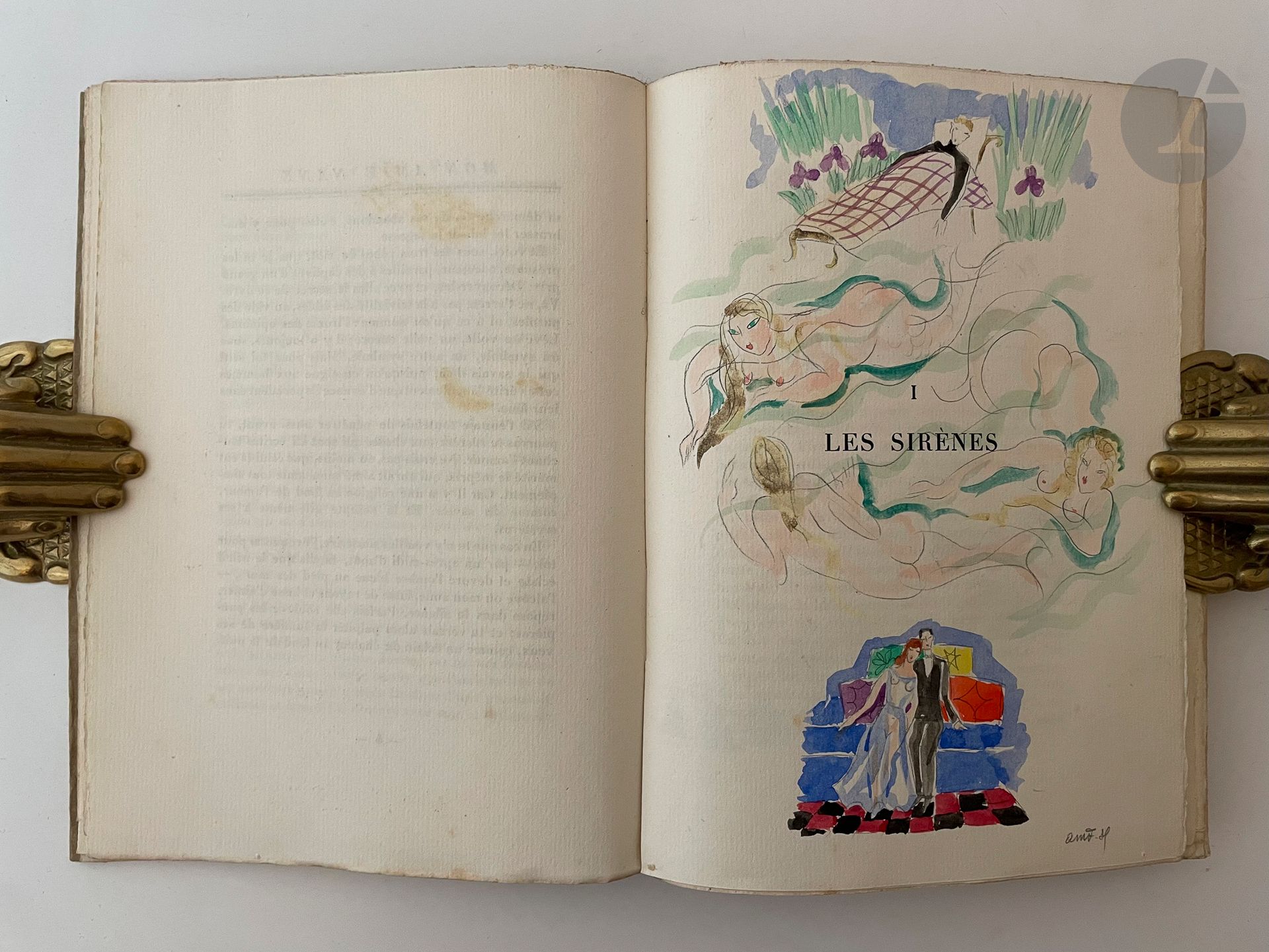 TOULET (Paul-Jean).
Mon amie Nane.
Paris : La Cité des Livres, 1927. —In-8, broché, couverture rempliée.
Nouvelle édition tirée à 1095 exemplaires de ce roman de Paul-Jean Toulet paru pour la première fois en 1905.
EXEMPLAIRE UNIQUE, un des 1000 sur vergé d'Arches (n° 756), ENRICHI DE 37 AQUARELLES ORIGINALES DANS LE TEXTE ET À PLEINE PAGE, SIGNÉES D'ANNE-MARIE FONTAINE (1900-1938), réalisées en 1935.
Cette artiste était une céramiste et une peintre, l'une des principales représentantes du mouvement Art déco en céramique. Elle mourut prématurément à l'âge de 38.
Exemplaire très bien conservé.