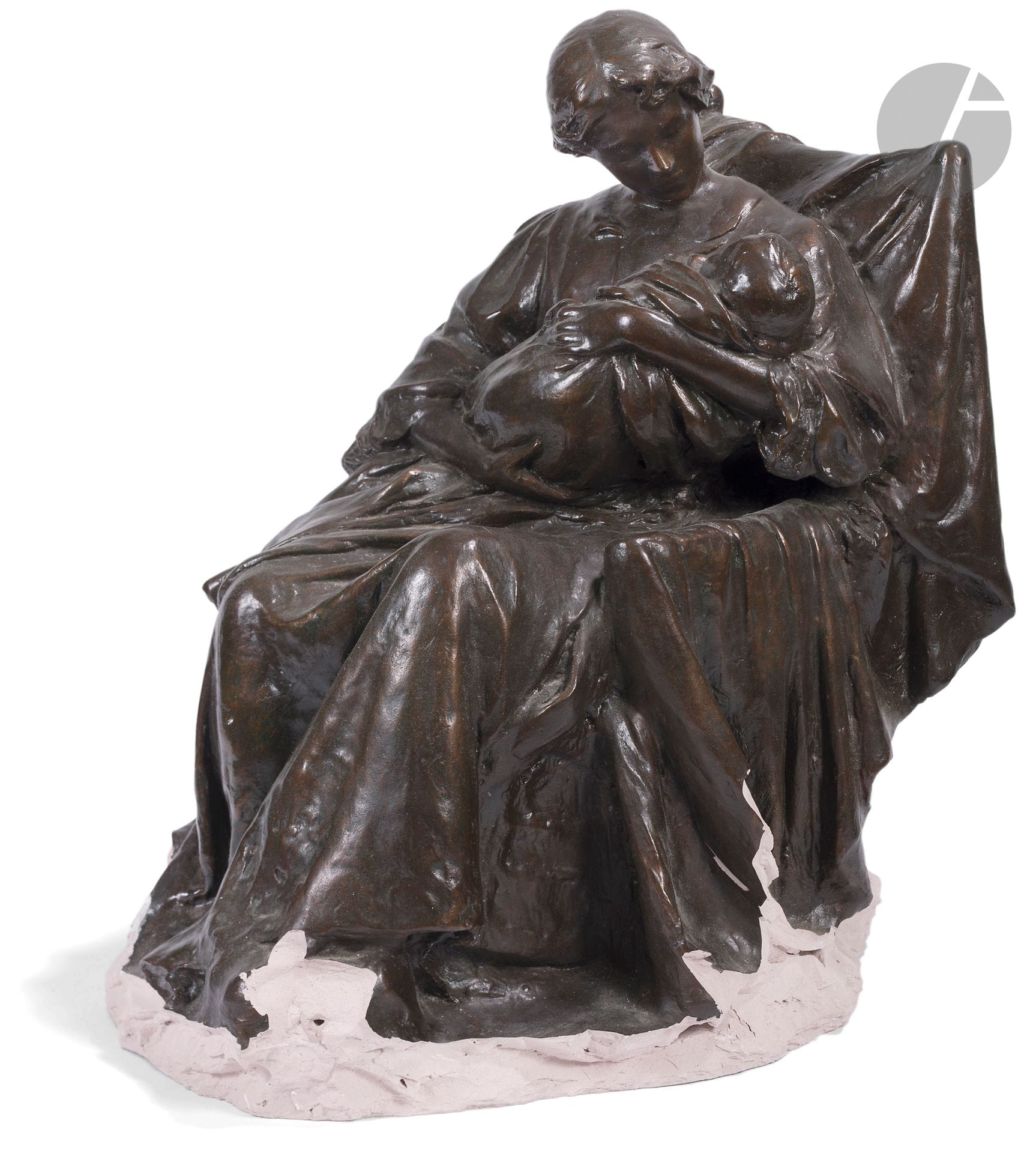 Bessie Potter Vonnoh (1872-1955)
La Jeune mère
Épreuve en plâtre patiné à l’imitation du bronze
Signée et porte la mention «Copyright 1903»
Dim. 35x30x20cm
Accidents et manques, le fragment comprenant la signature de l’artiste sur la terrasse conservé.

Une édition en bronze de ce sujet est initiée dès 1899 aux USA.